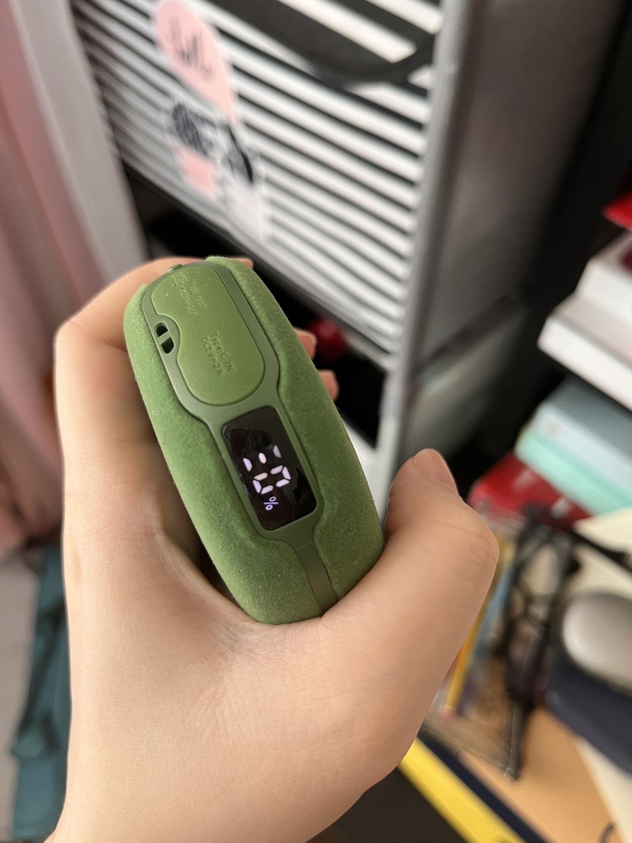 1w毫安充电宝暖手宝一体