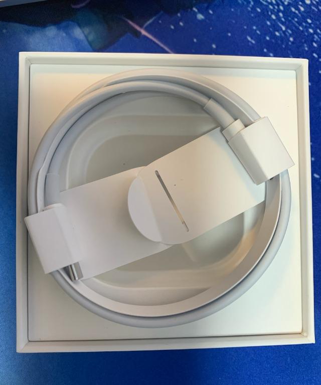 原裝蘋果充電線，原装苹果充电线