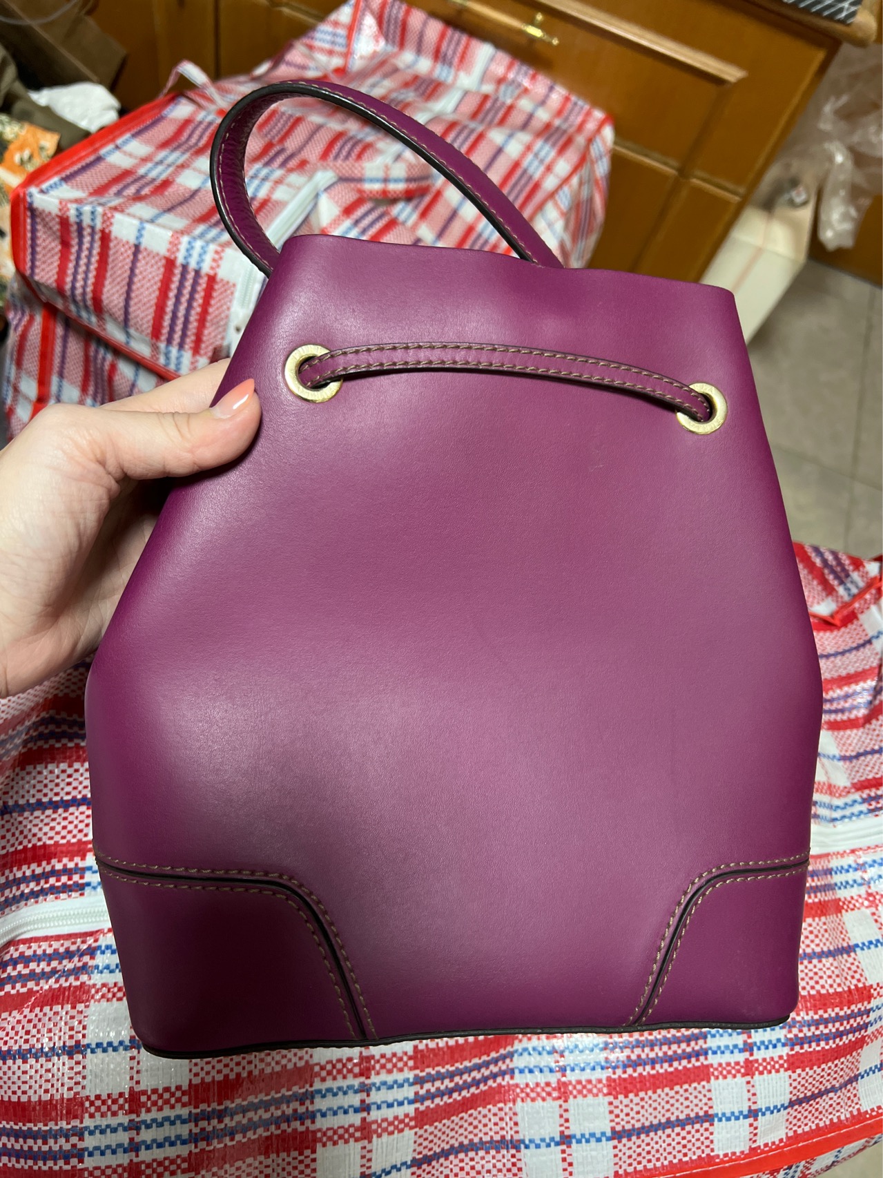 FURLA女士玫紅色包包