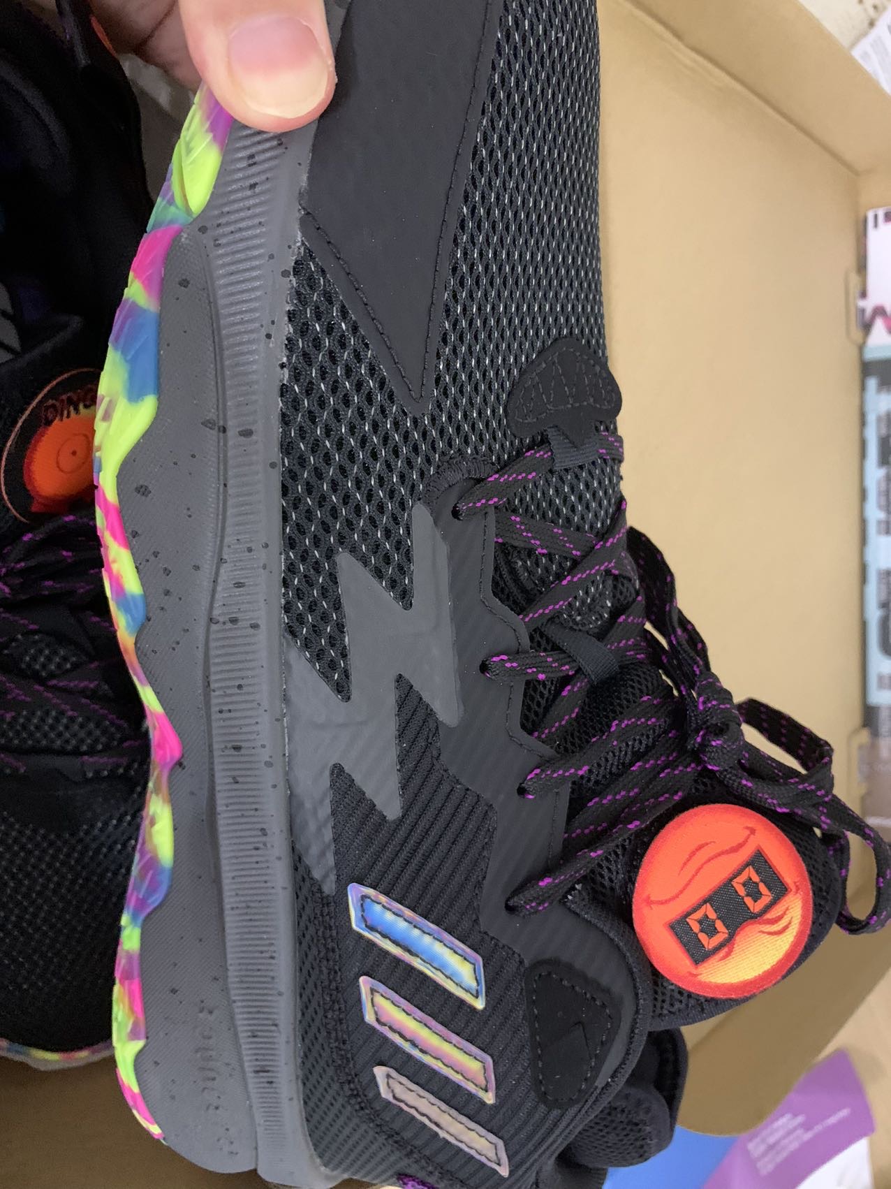 Adidas Dame 8 Big Mood特别版篮球鞋