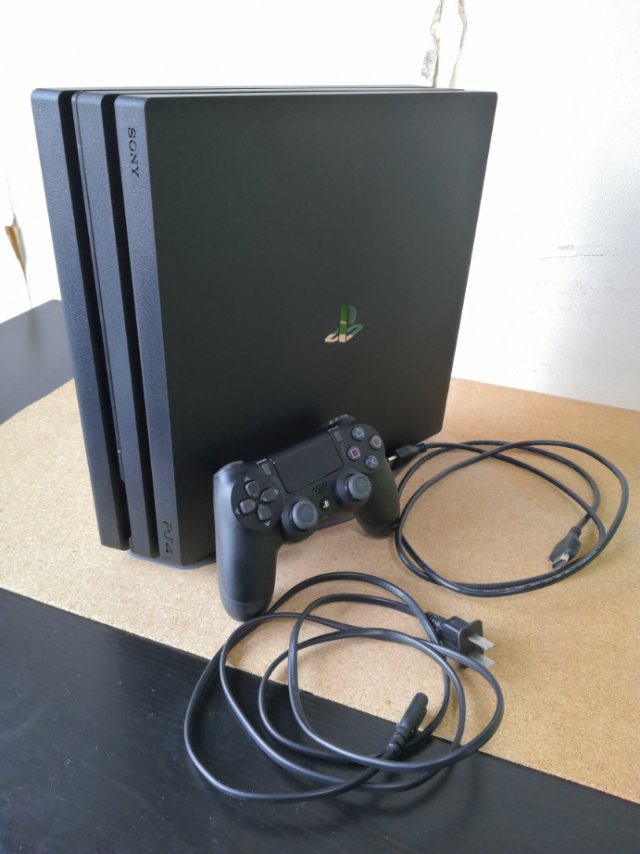PS4 Pro 1TB