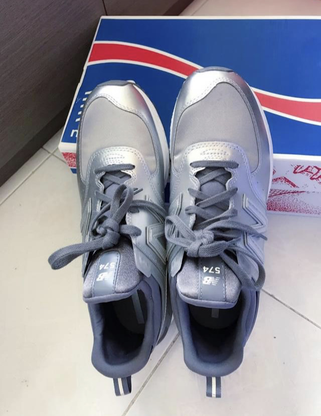 New Balance 574 時尚 閃耀金屬銀色運動鞋