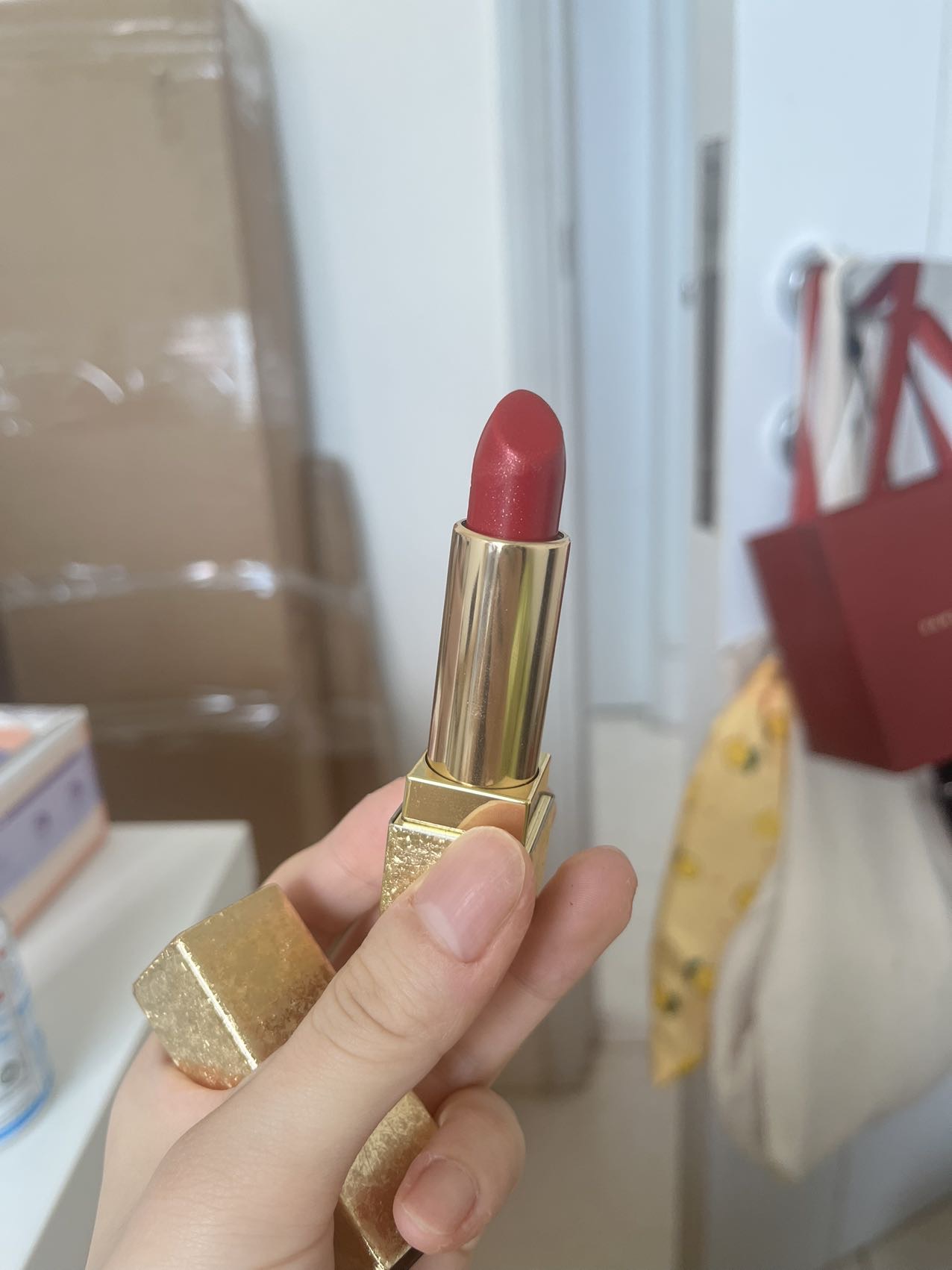 前男友送的ysl 21年圣诞限定款 21号色