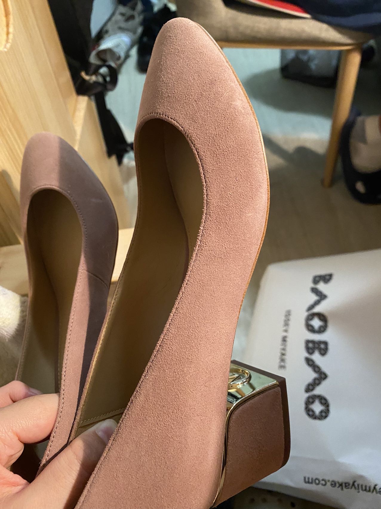 MK 全新高跟皮鞋