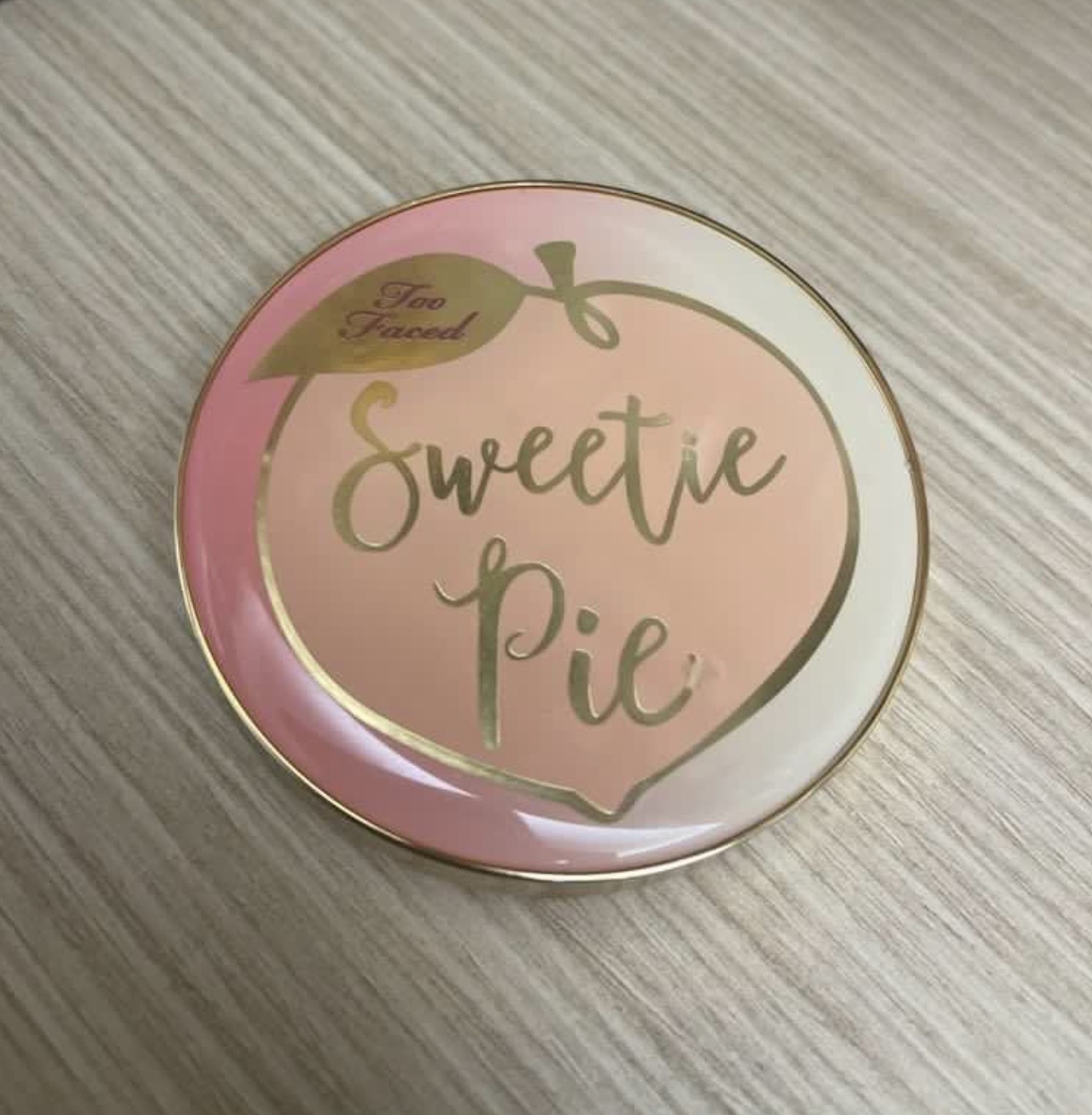 Too faced 修容胭脂光影盘