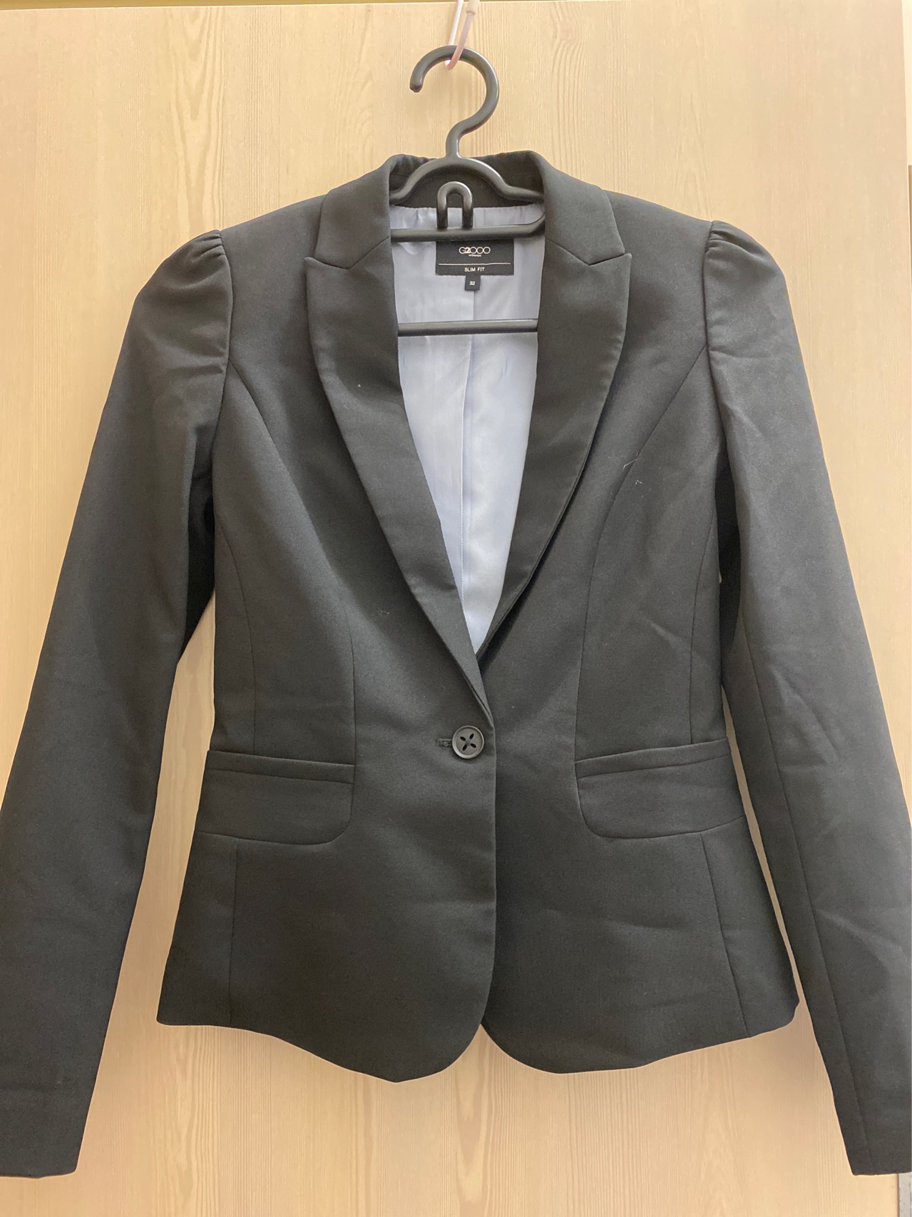 G2000正装 西服两件（32，34码）西装裙（32码）