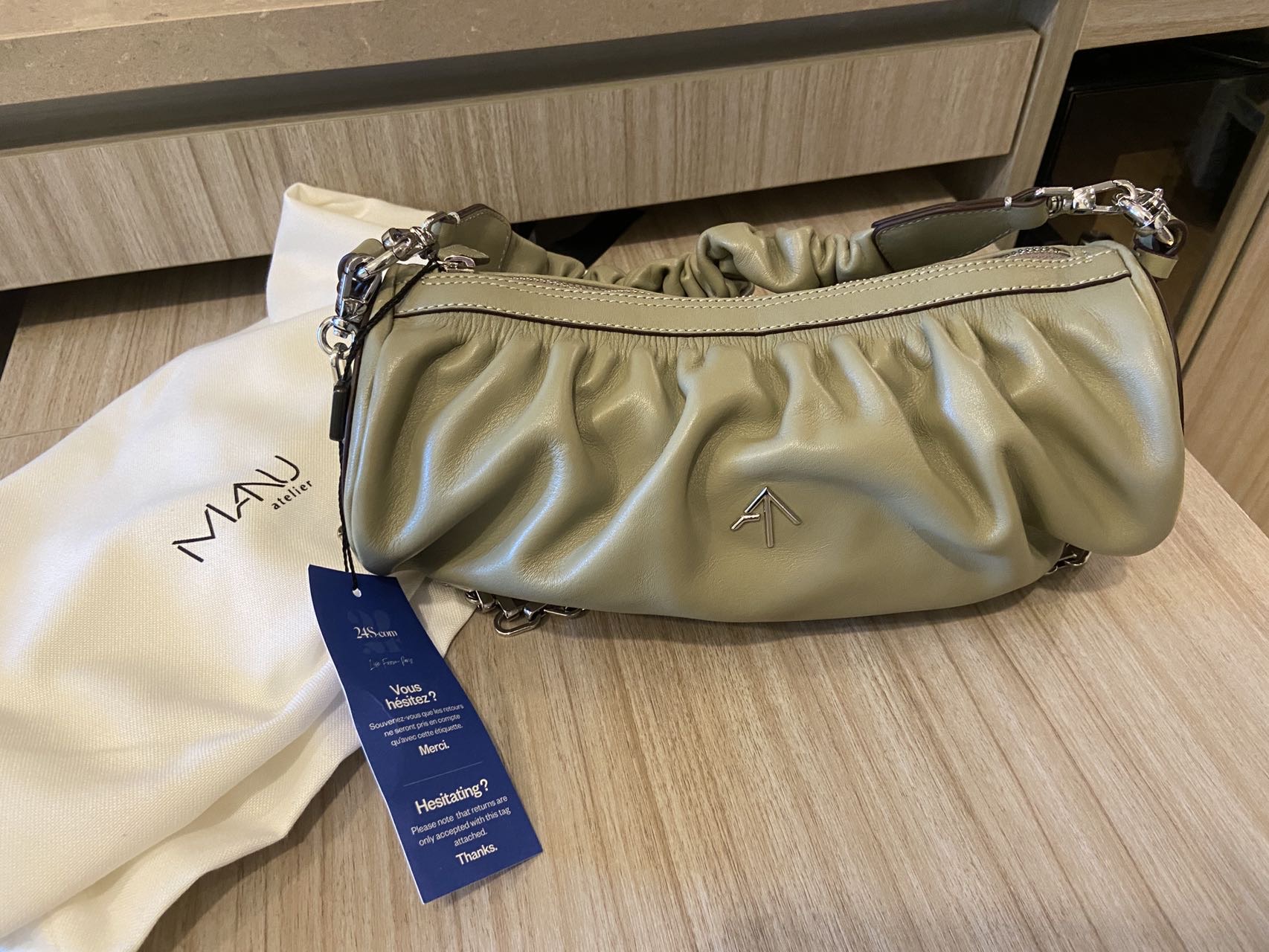 Manu抹茶绿链条包