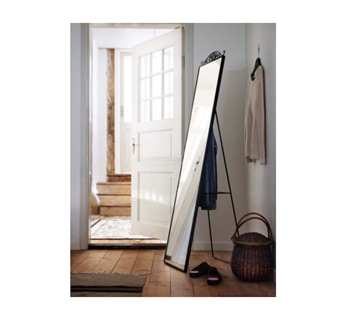 全新宜家全身镜（黑色）顶部装饰可拆卸～