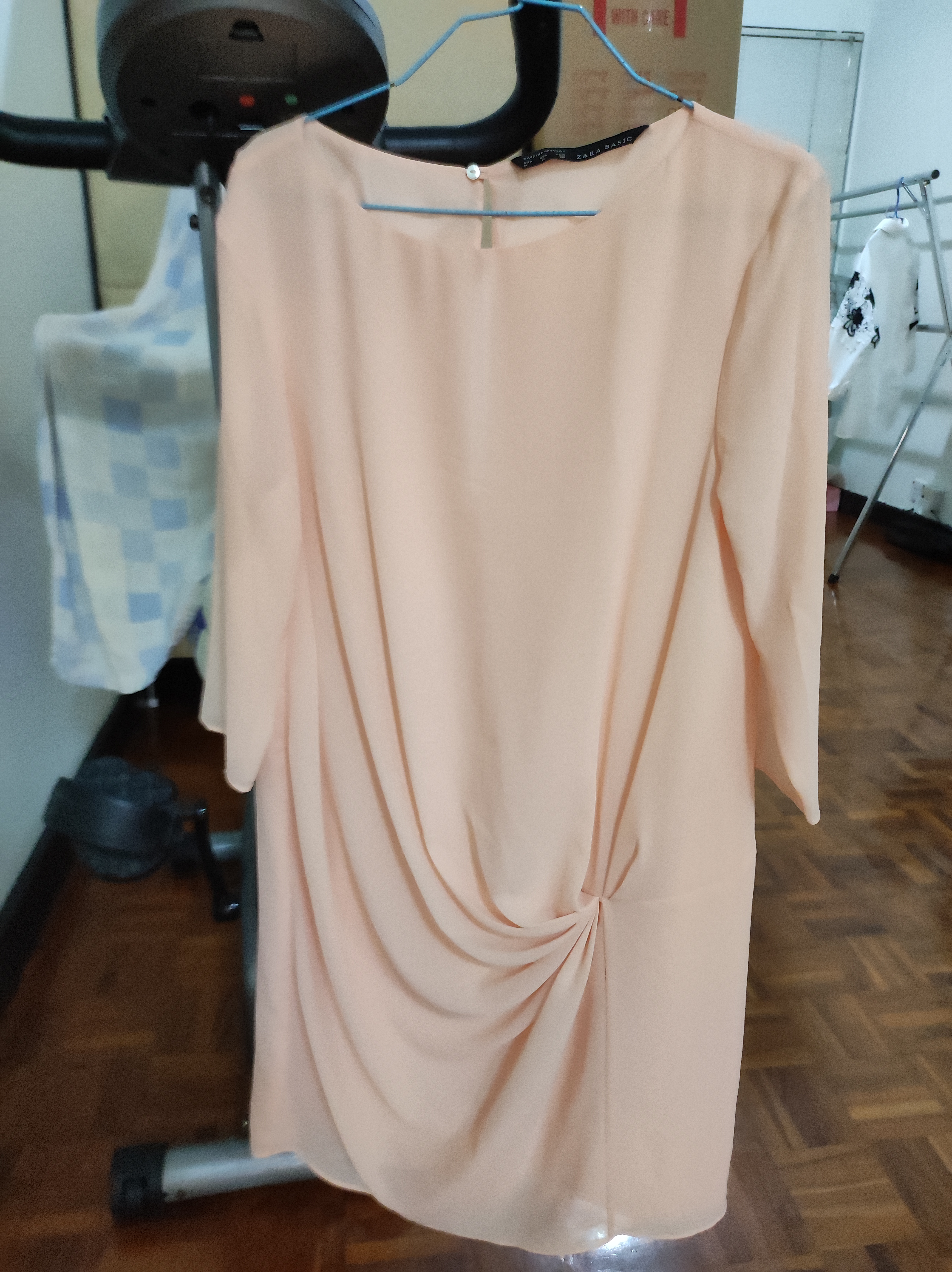 zara淡粉色連衣裙