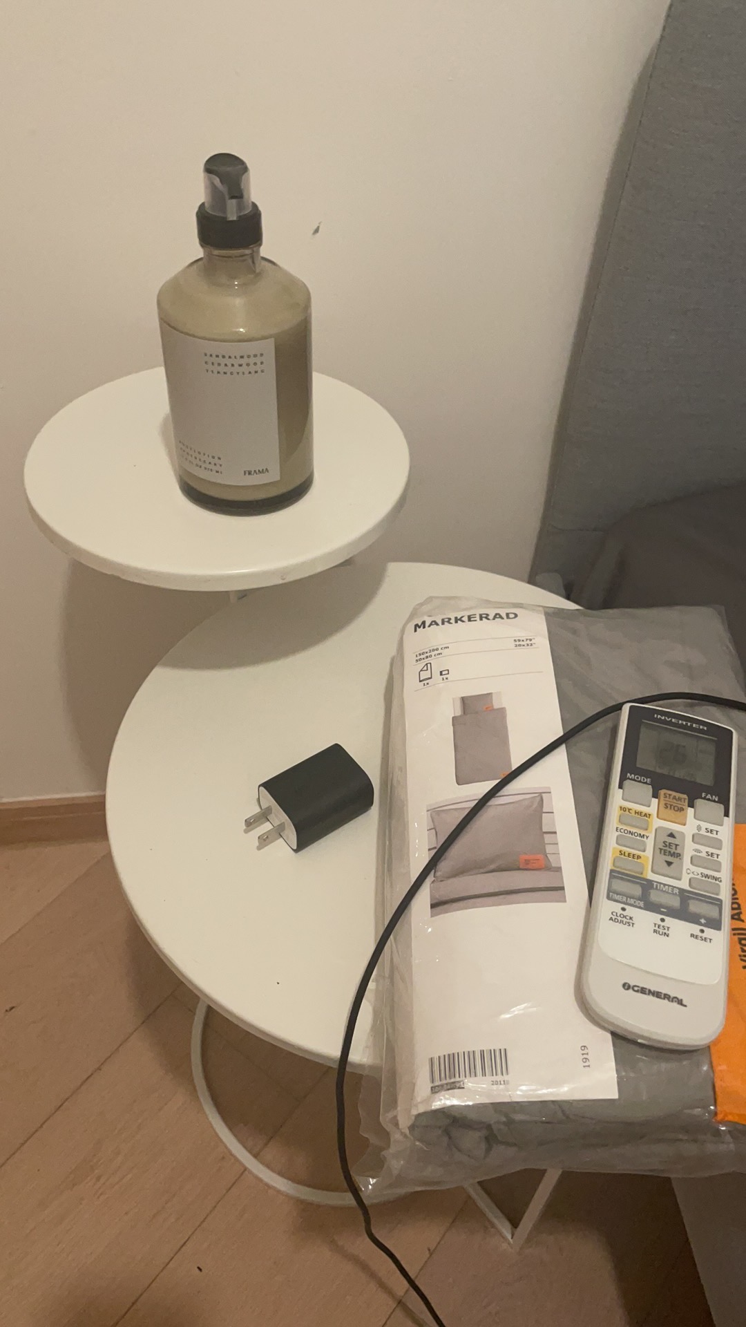 床头柜/茶几/床头桌/晾衣架等