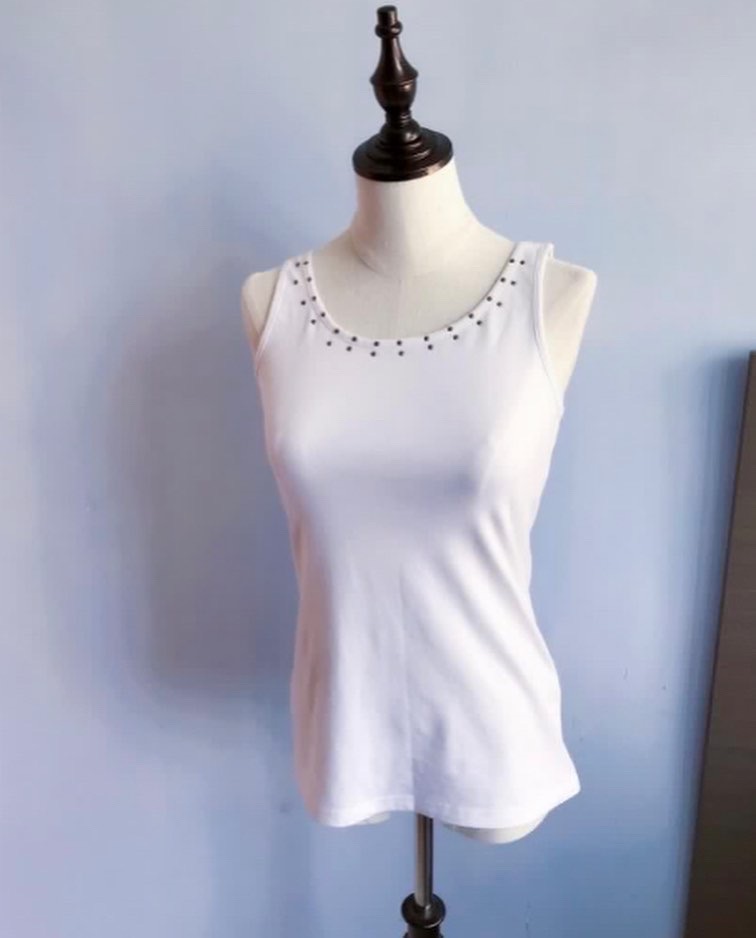 Pe:tite 鍋釘圓領淨色背心vest (SIZE m)