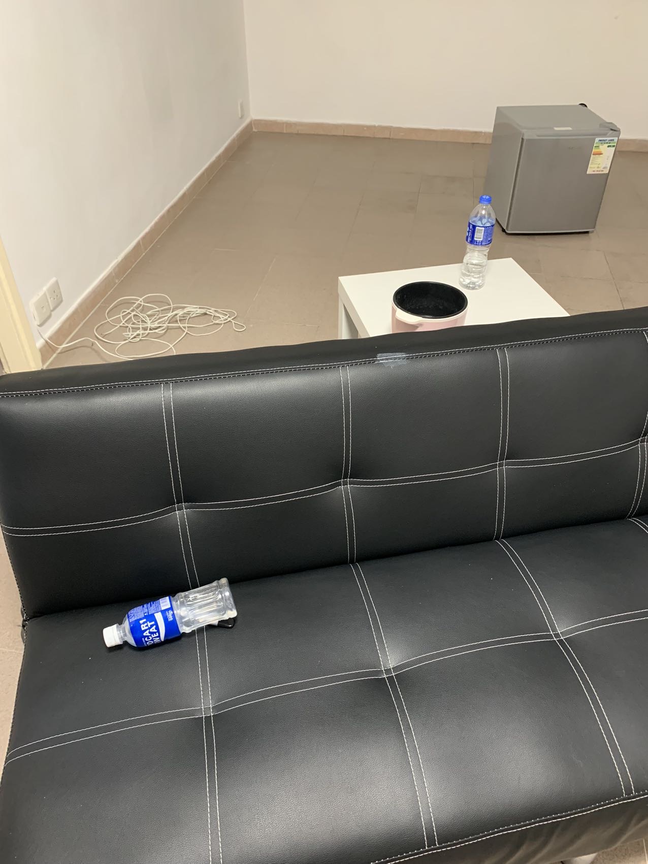 三人沙发，小冰箱