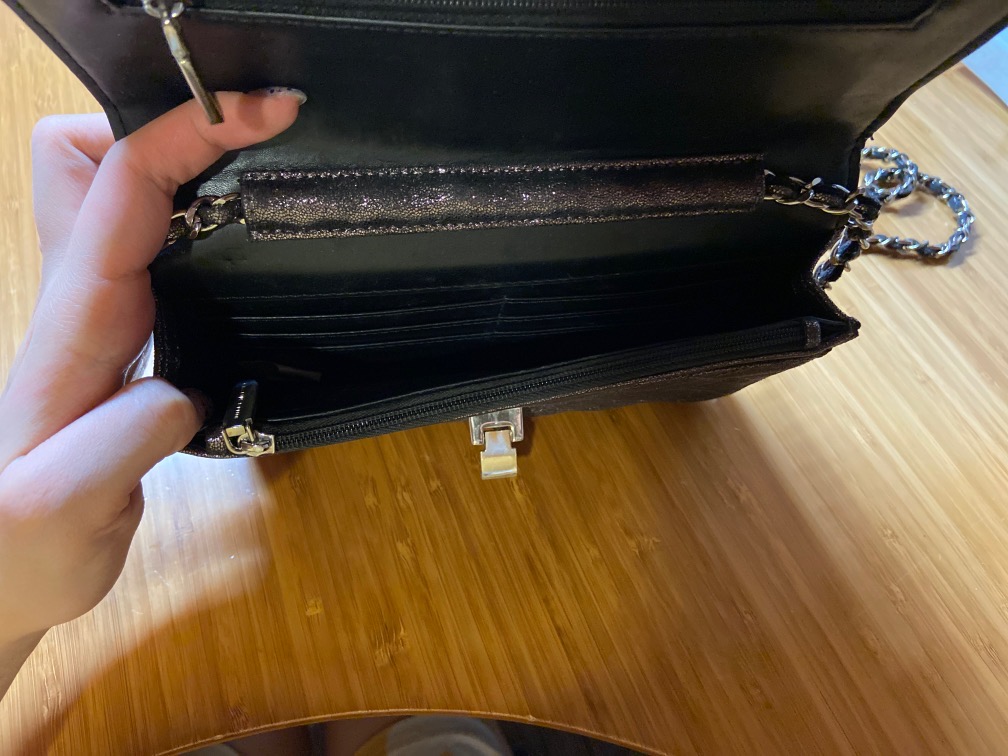 Charles&keith链条包