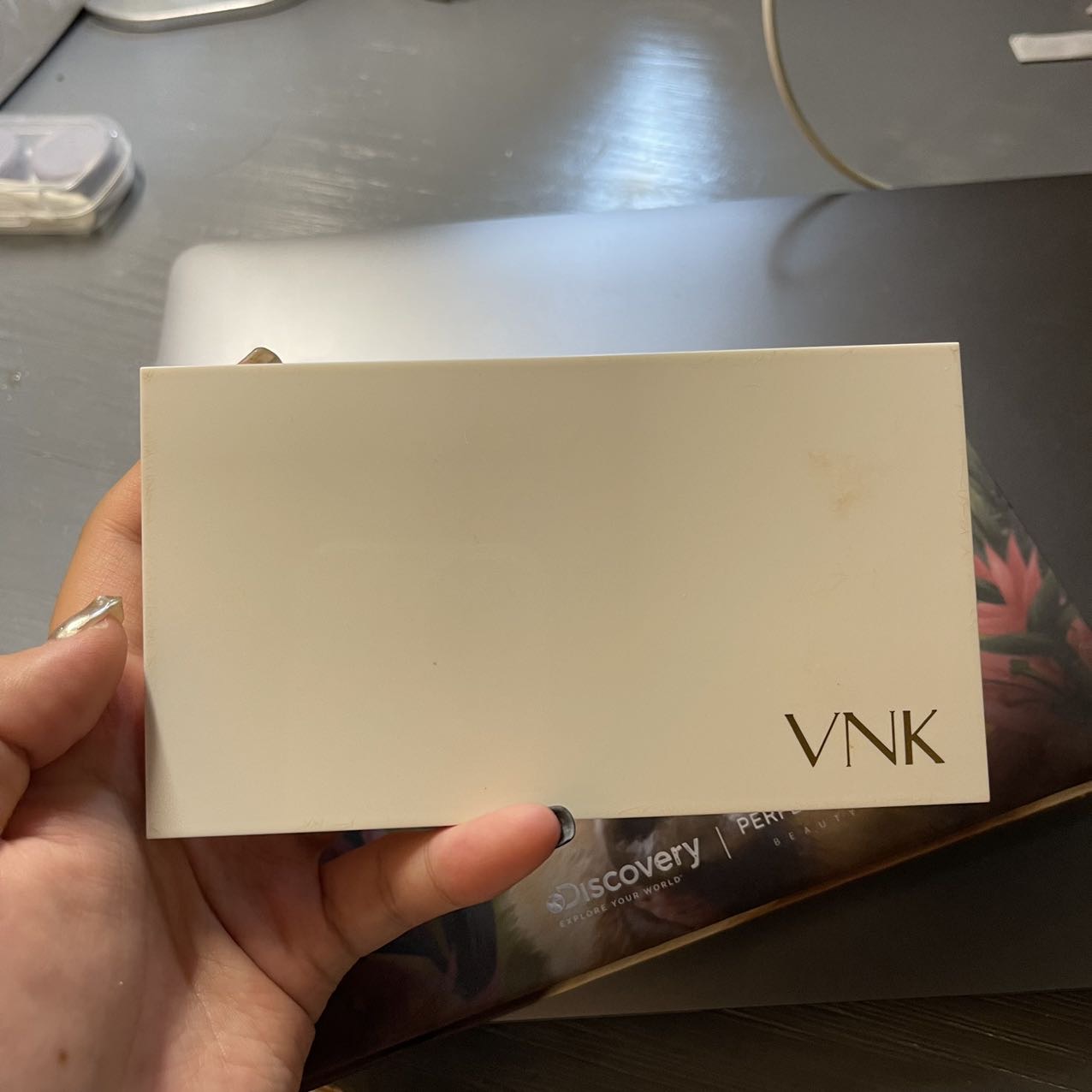 Vnk 眼影