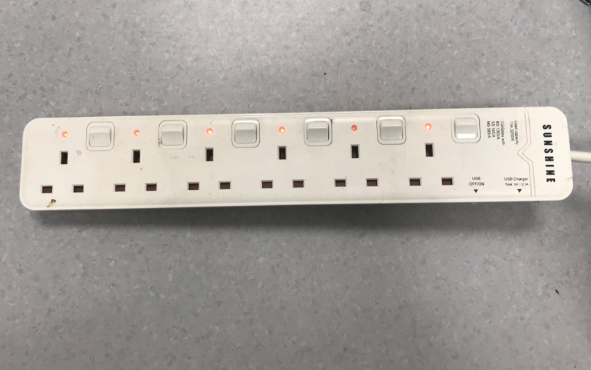 6孔插线板，独立开关，带USB充电口