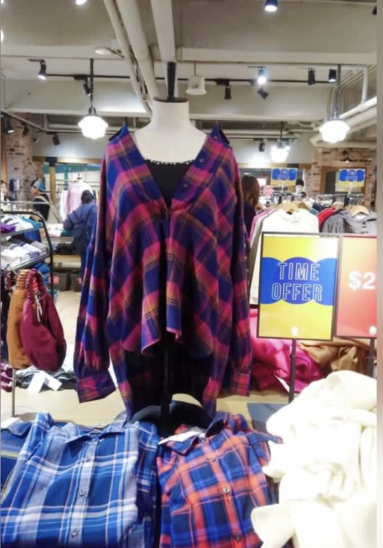 [一衣多穿] Izzue 紫X黑格子鬆緊露肩ZIP UP 外套 (size M)