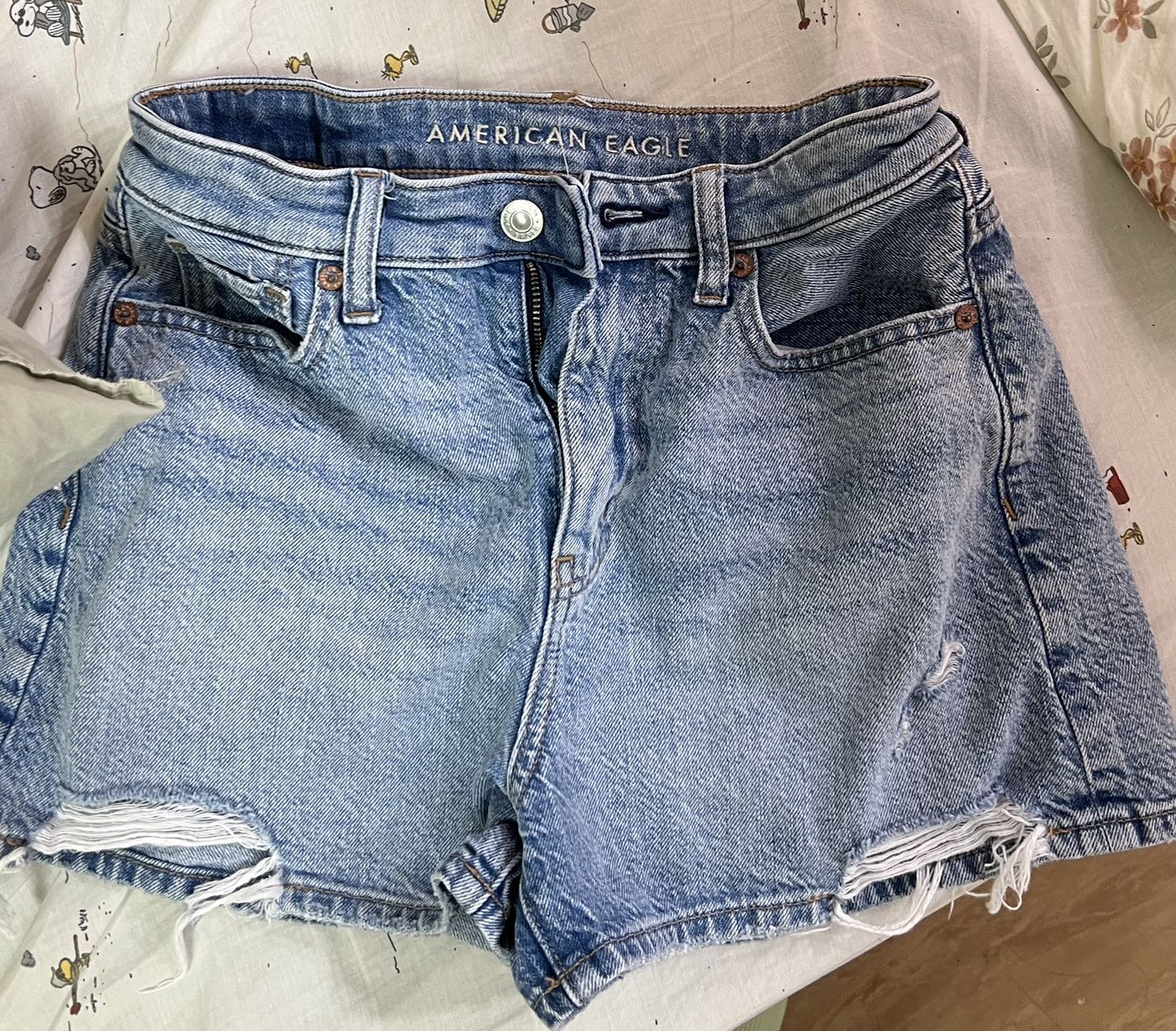 american eagle短裤