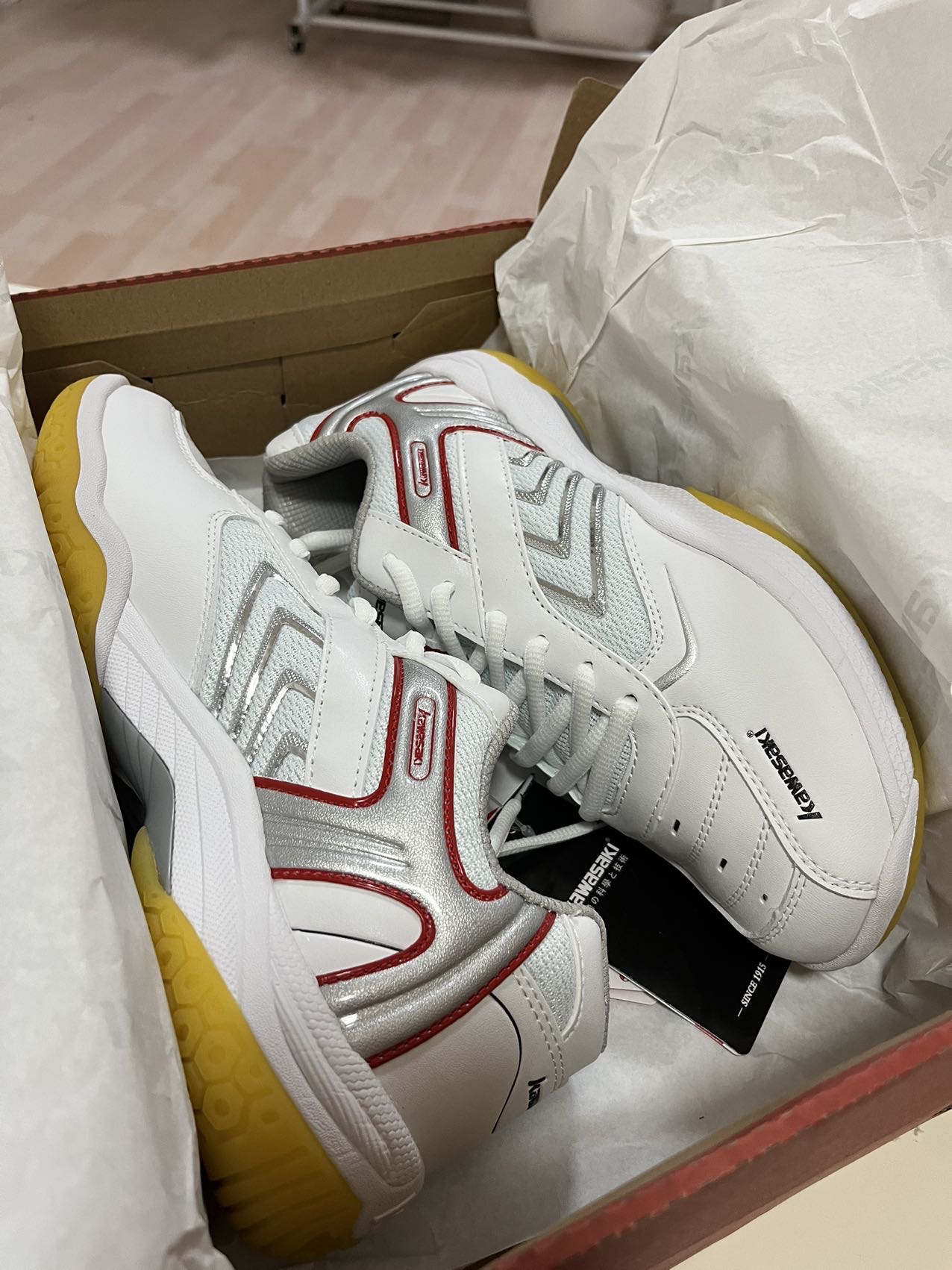 川崎羽毛球鞋38码