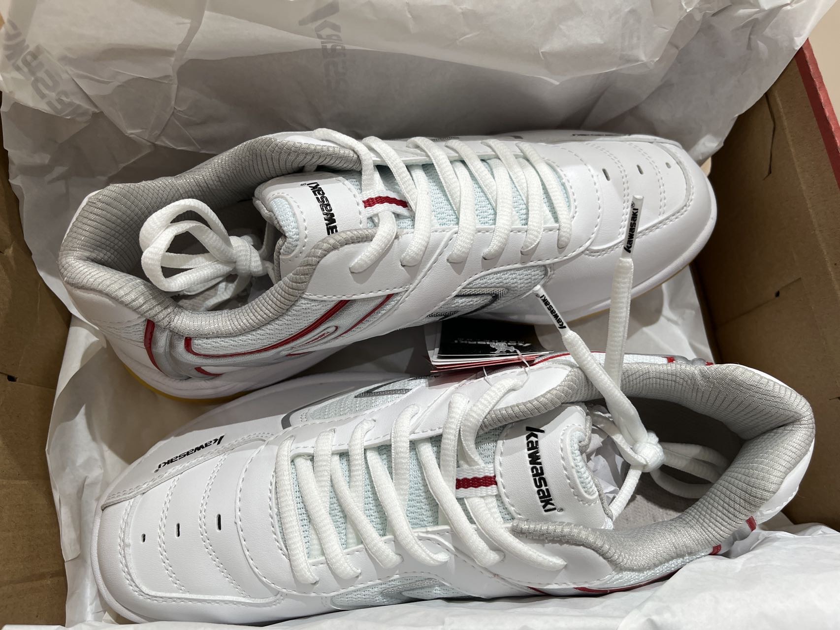 川崎羽毛球鞋38码