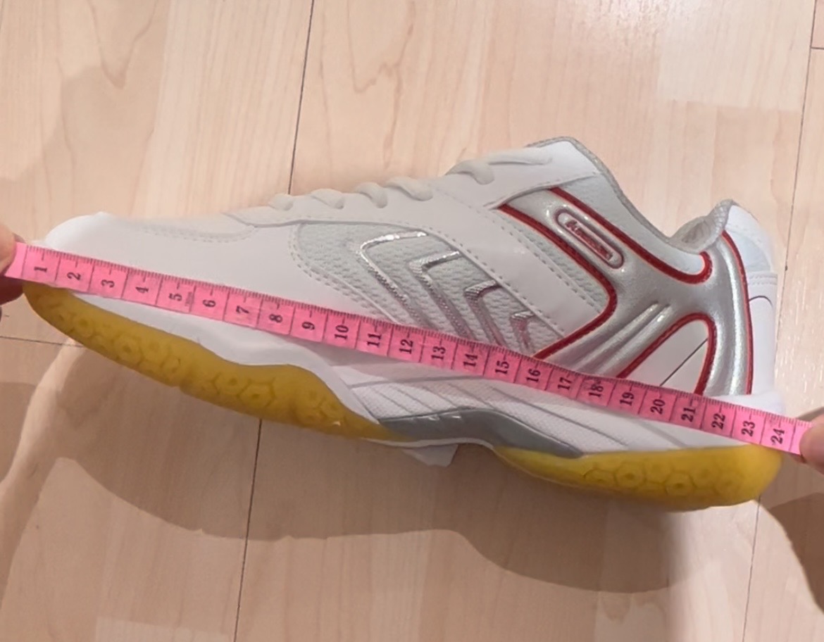 川崎羽毛球鞋38码