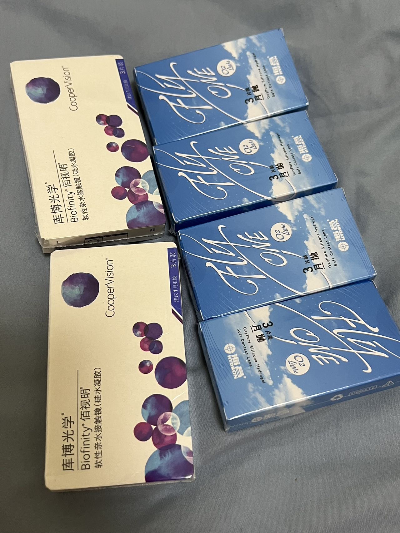 隐形眼镜月抛700度