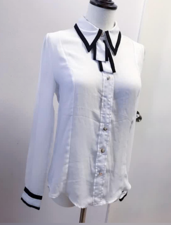 [女裝] 雪紡假領結金色鈕釦長袖上衣(白色) SHIRT (SIZE S-M)