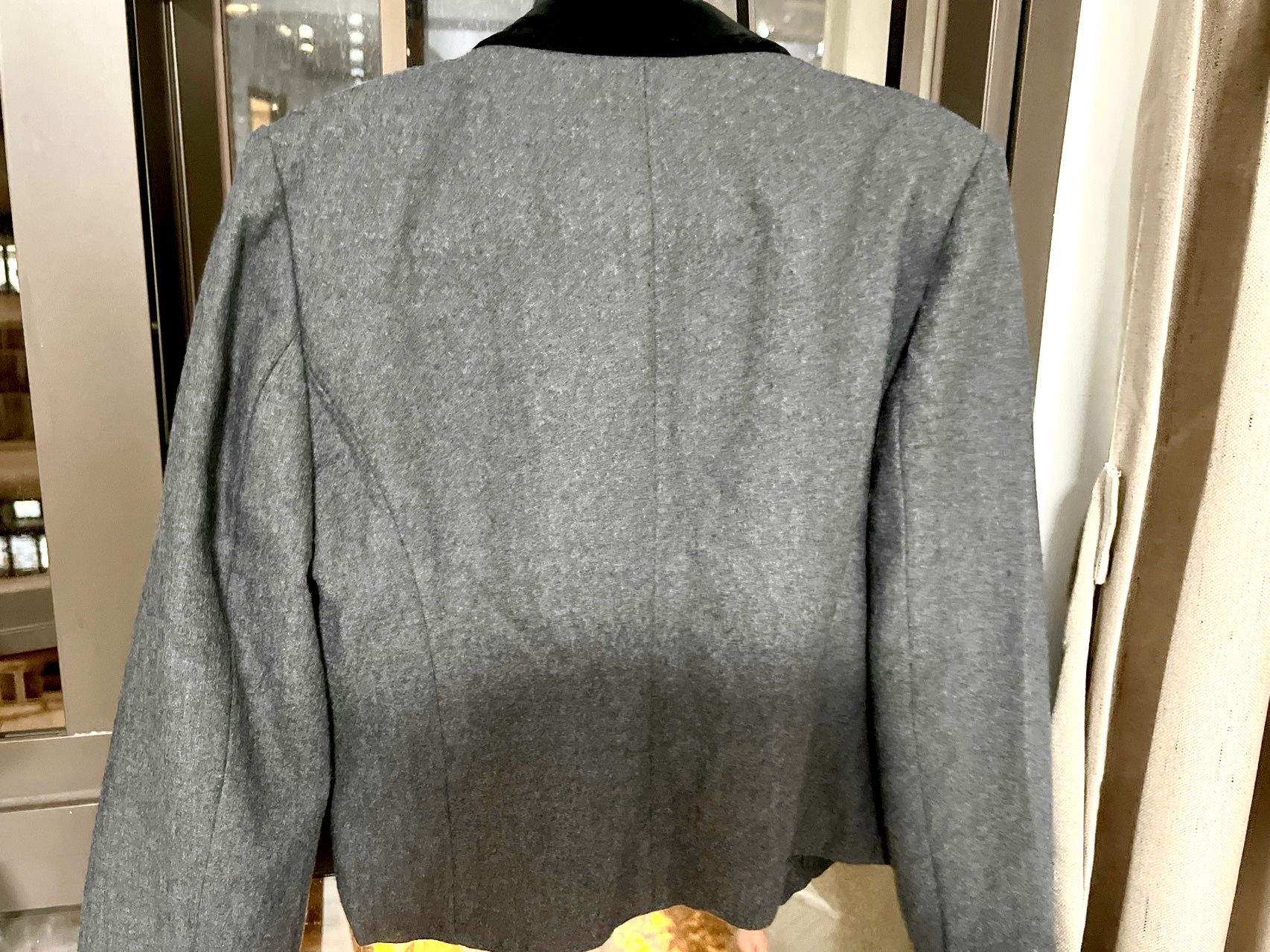 短西装100%羊毛材质