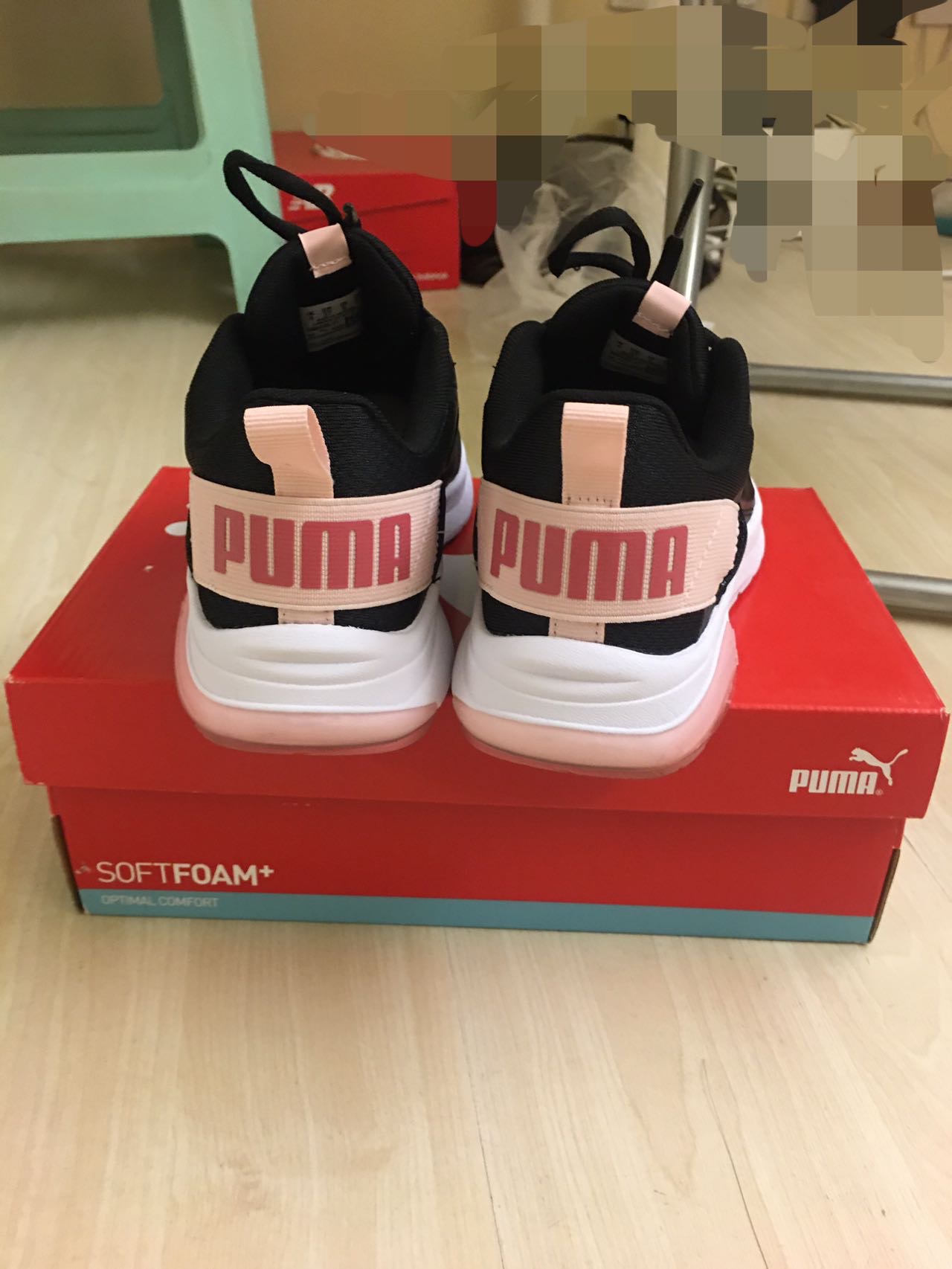 PUMA运动鞋