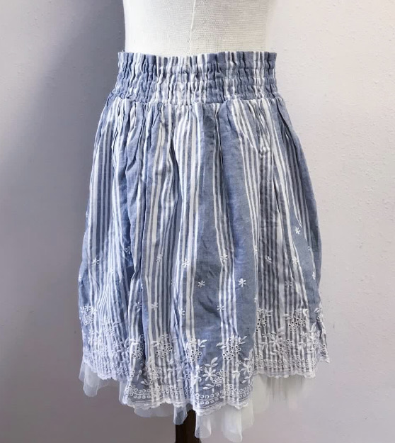 Olive des Olive 條紋蕾絲花邊裙 SKIRT (SIZE M-L)