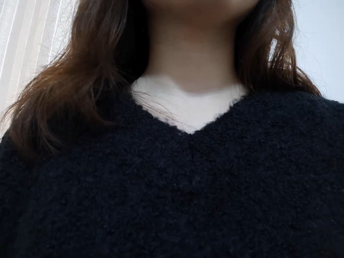 全新黑色宽松针织上衣