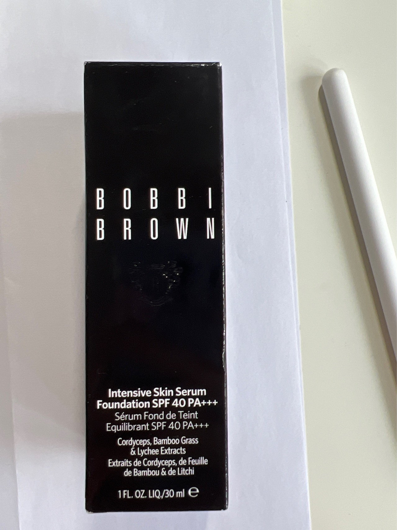 Bobbi brown 虫草粉底液W016