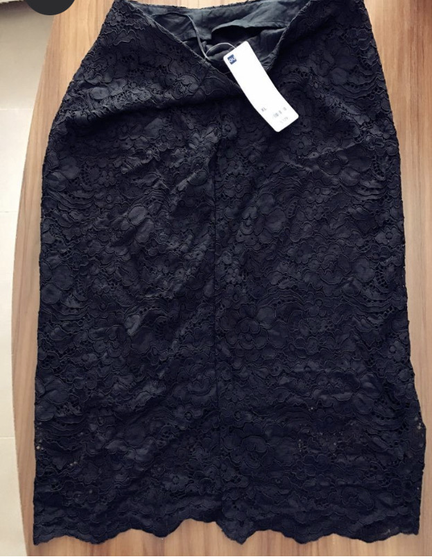 GU 黑色優雅蕾絲半身裙 SKIRT (SIZE L-XL)