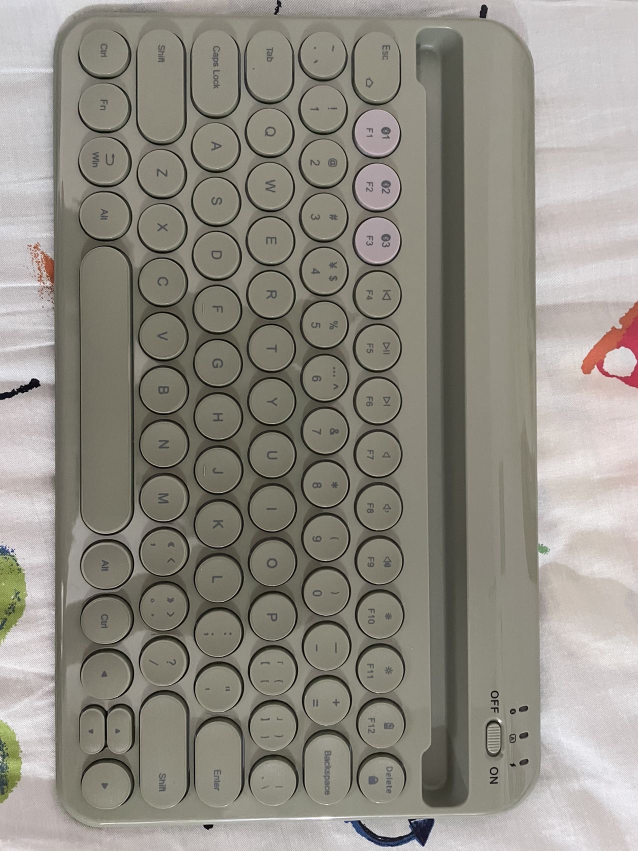 BOW抹茶色蓝牙键盘