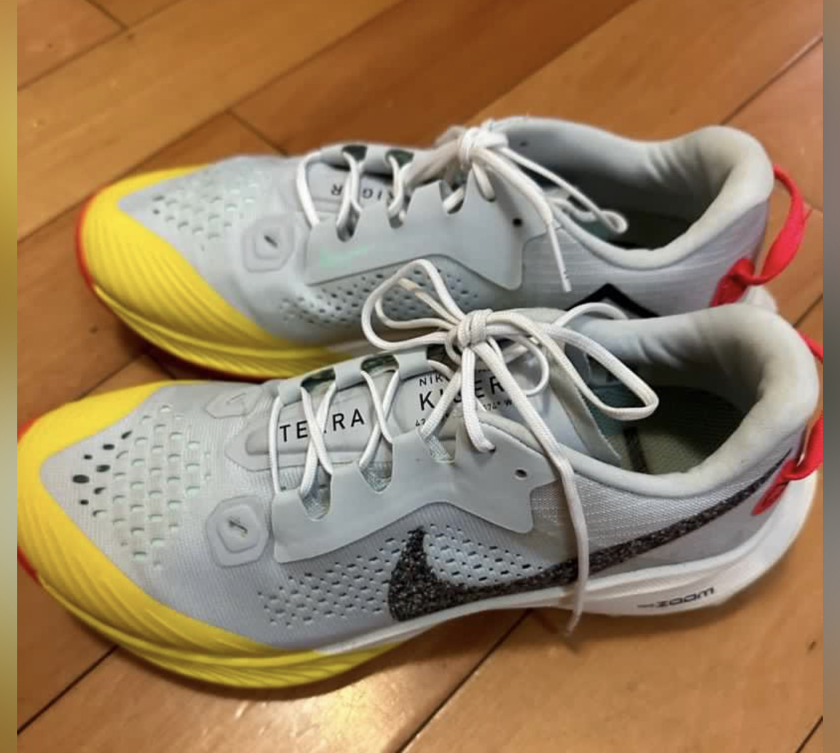 Nike运动鞋可爱跑鞋9成新