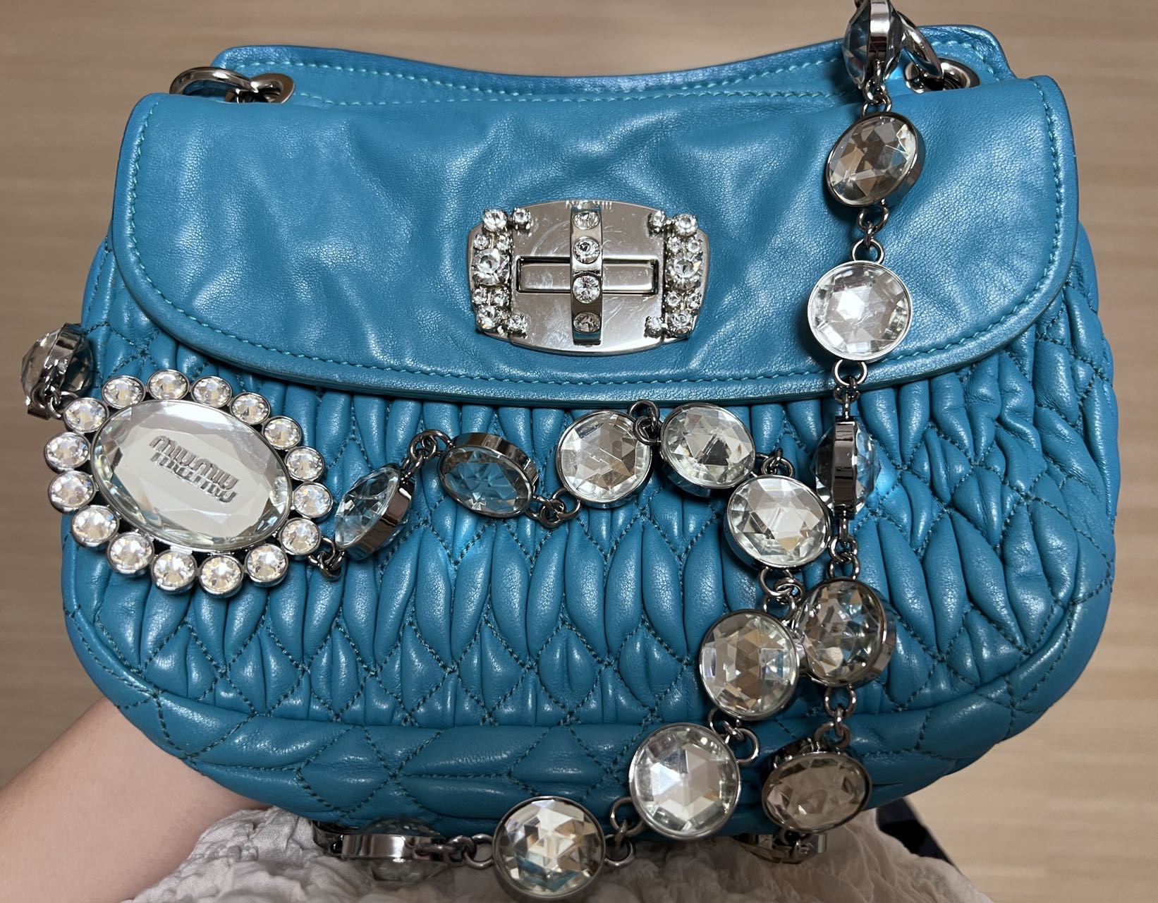 miumiu中古钻石链条包