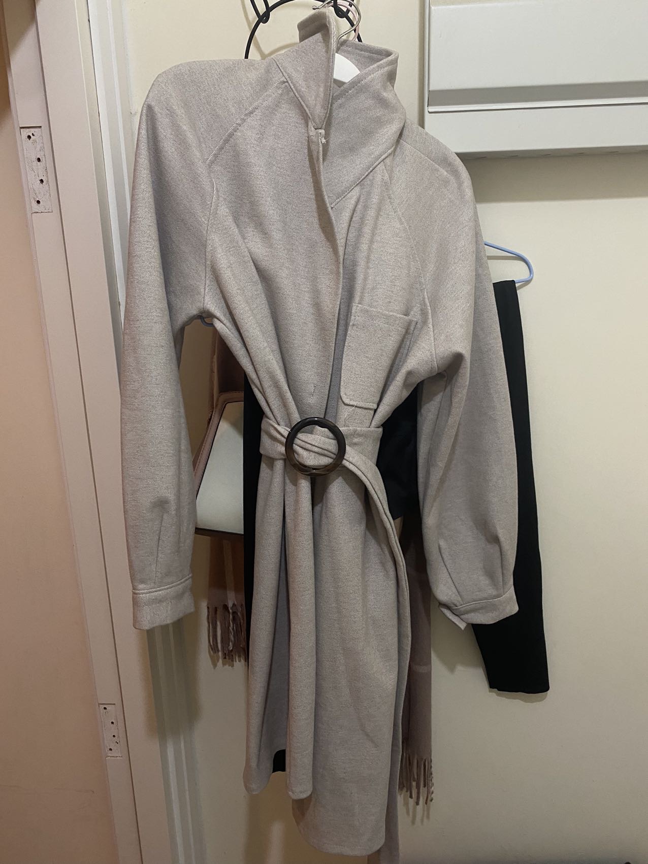 毛呢外套（带腰带）