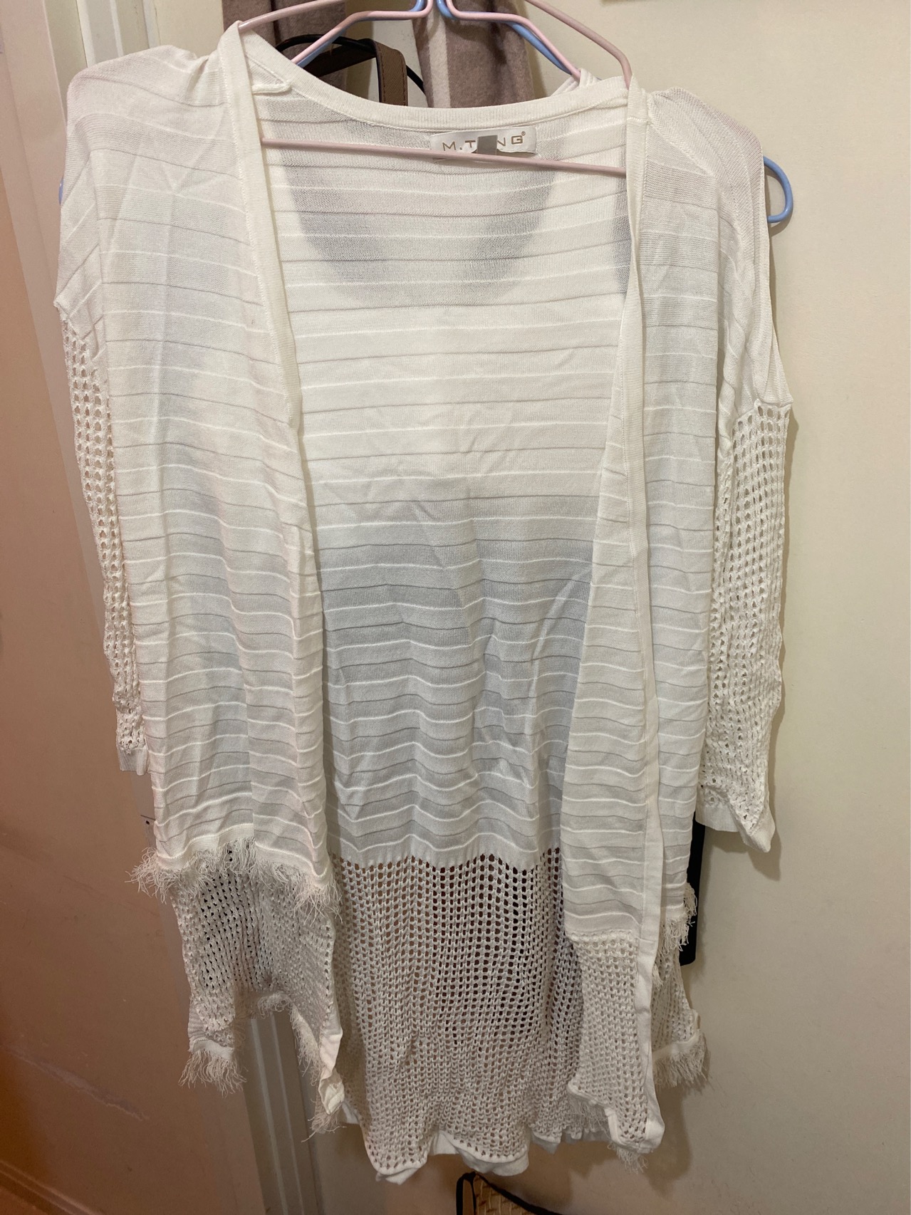 薄款开衫（可当防晒衣）