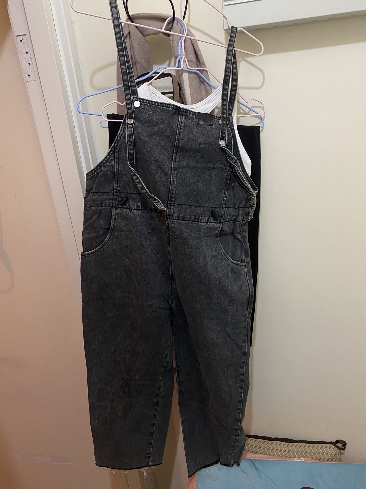 破洞牛仔 背带牛仔（较厚）