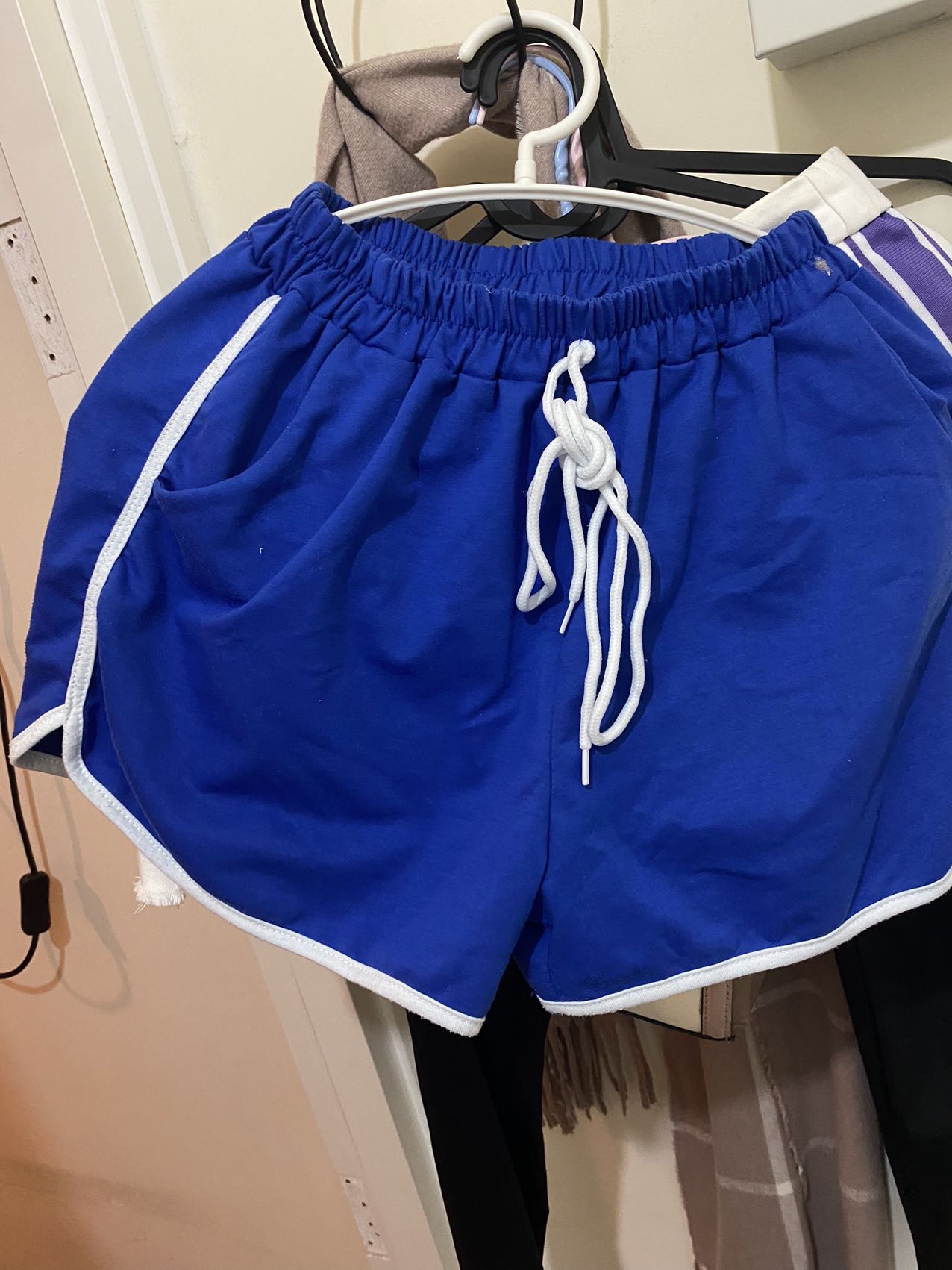 t恤 运动套装（送过膝袜，护膝）