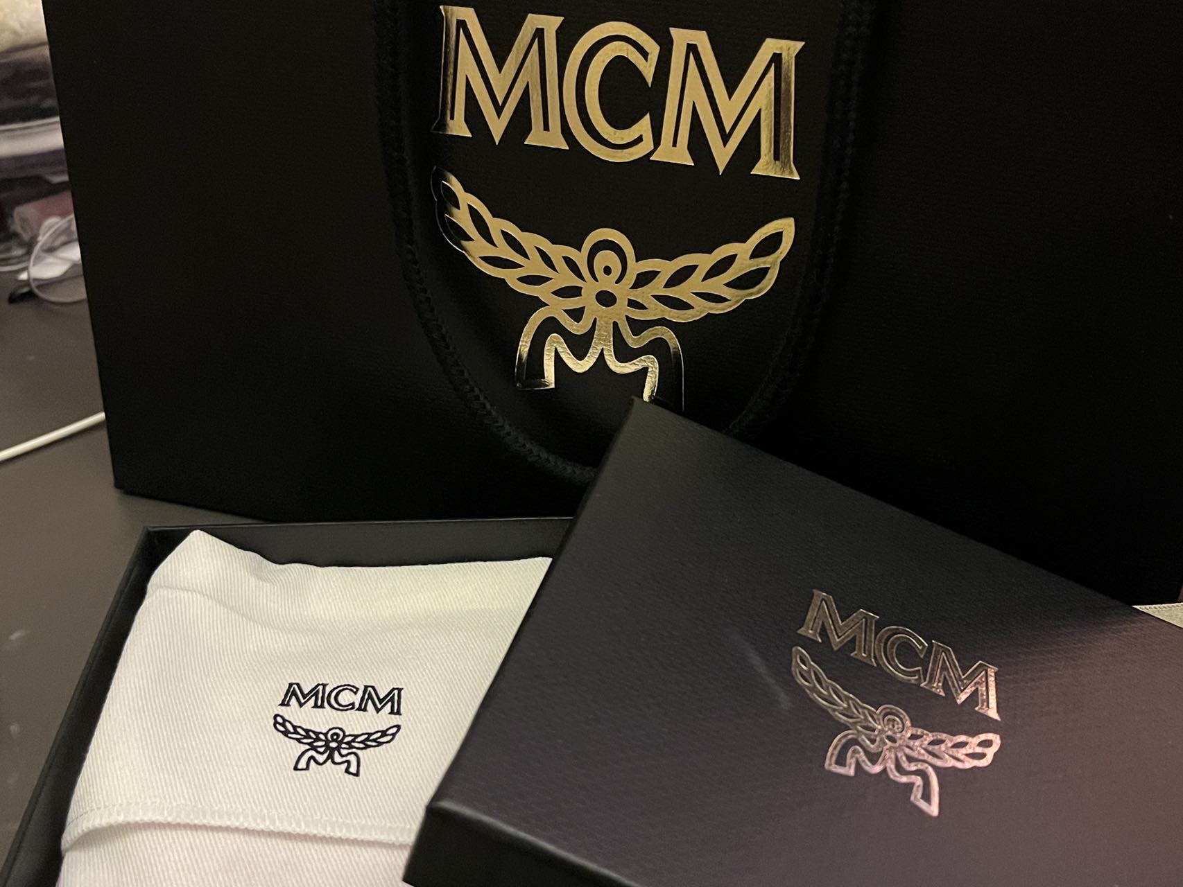 MCM VERITAS卡包 2022秋冬新品