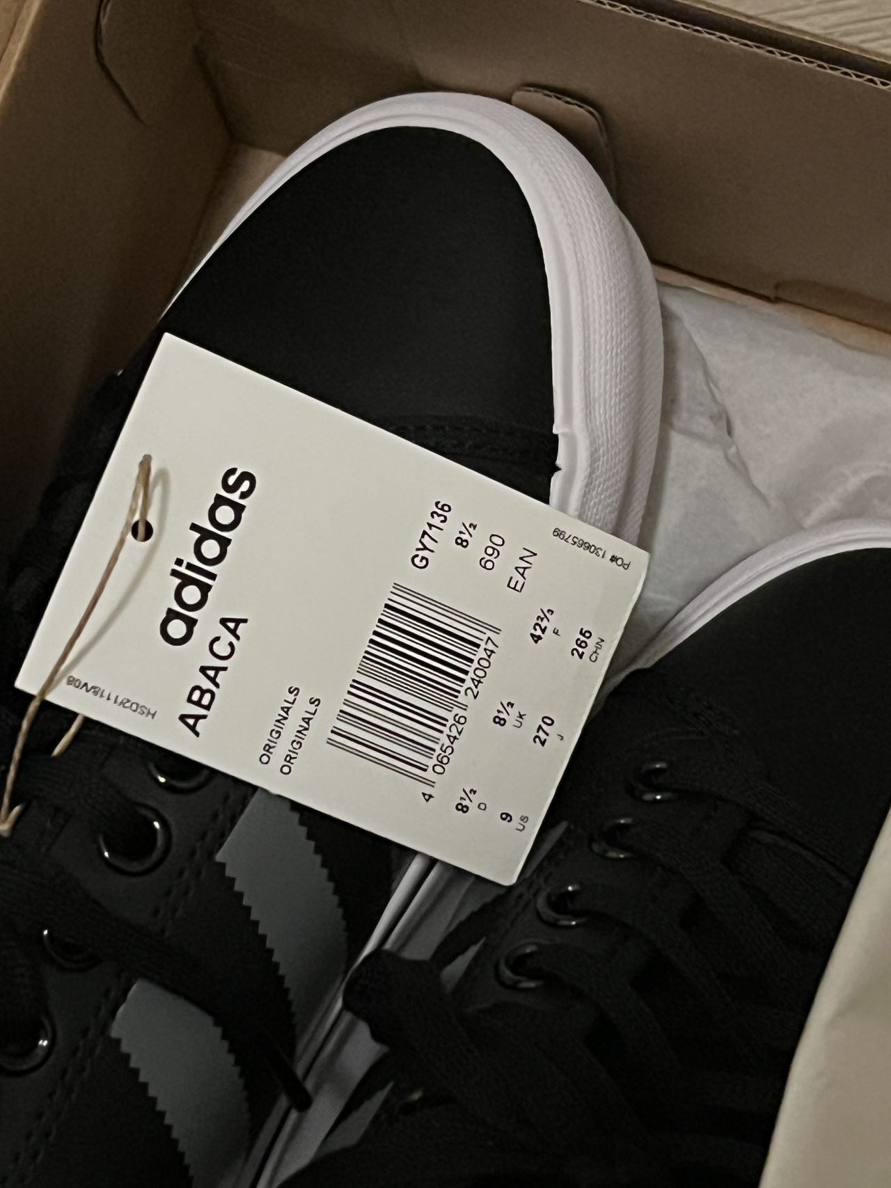 阿迪达斯三叶草ABACA