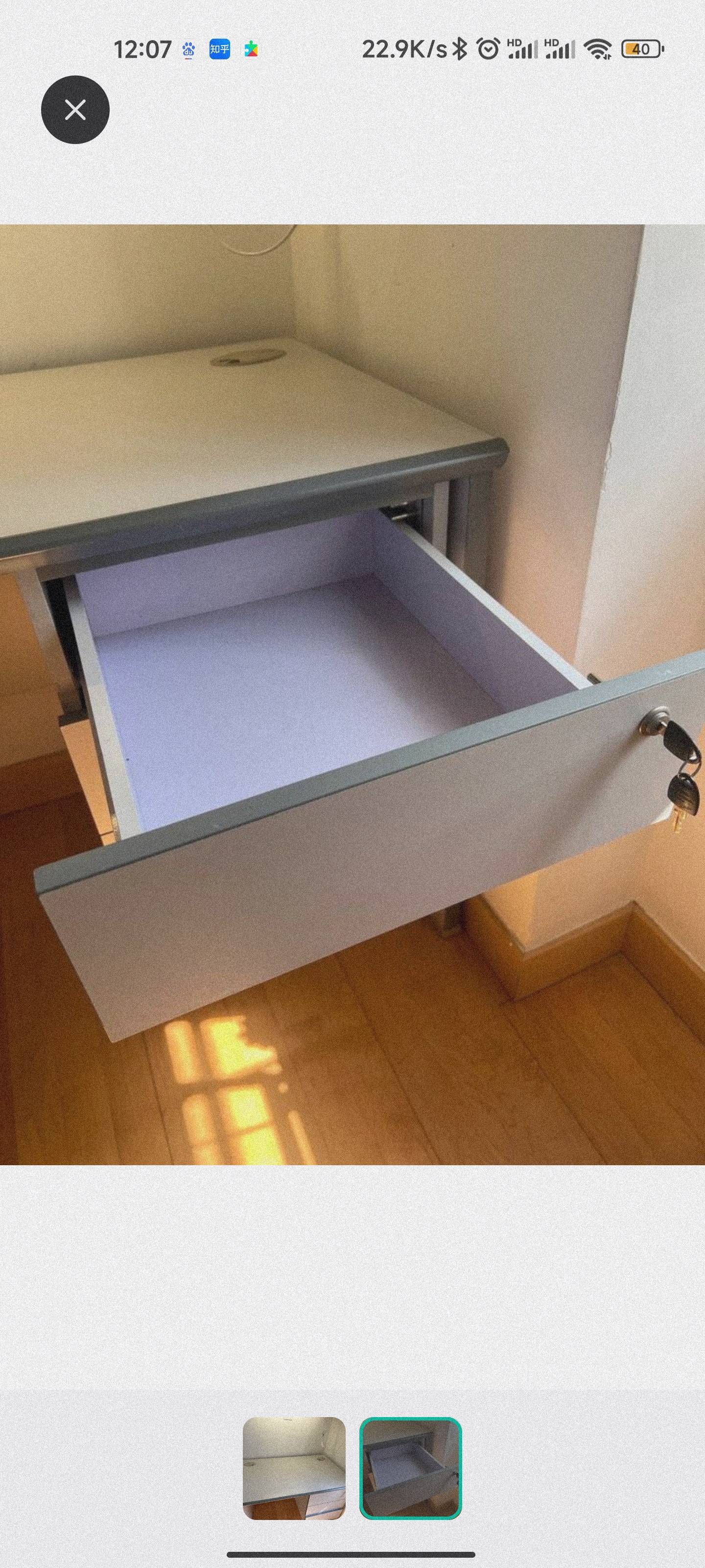 99新书桌(带三层抽屉，可锁)