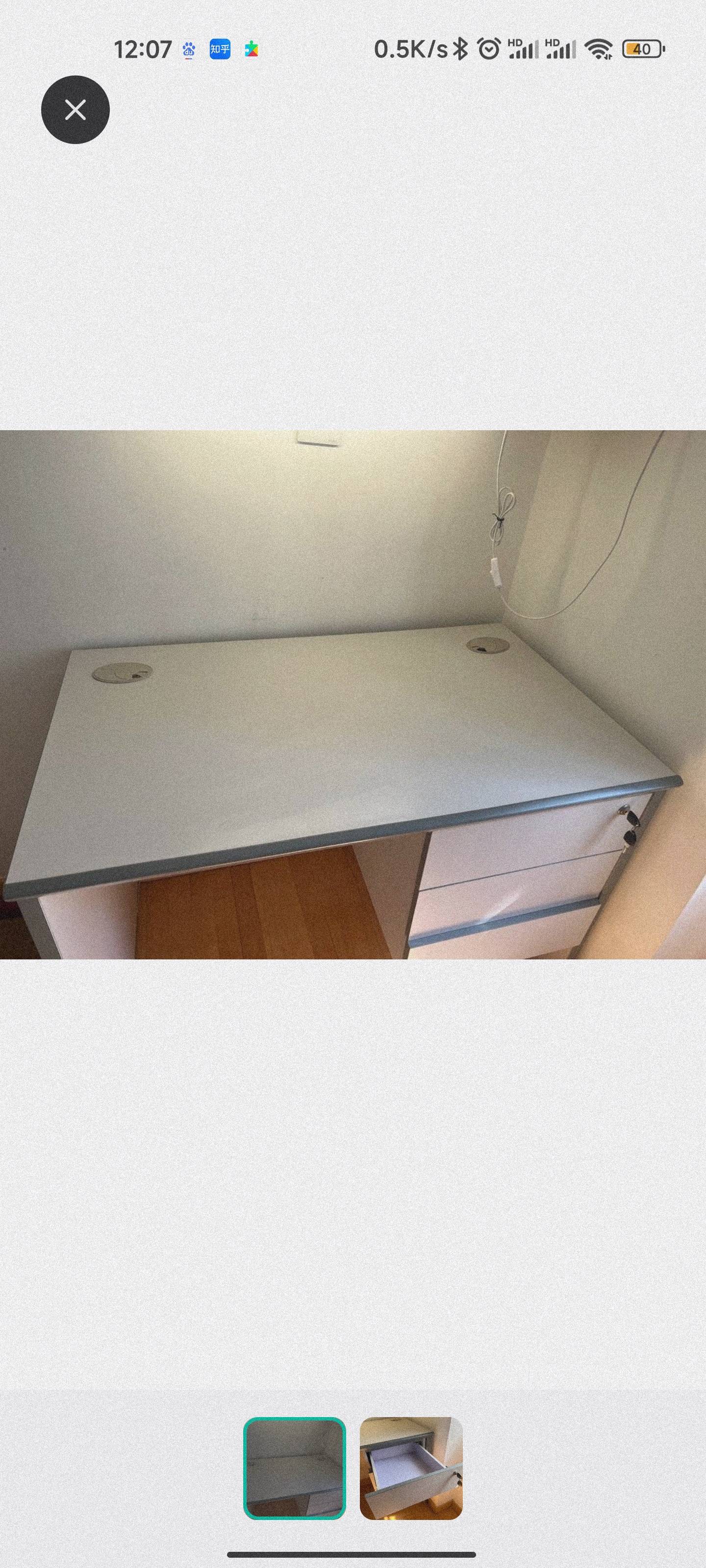 99新书桌(带三层抽屉，可锁)