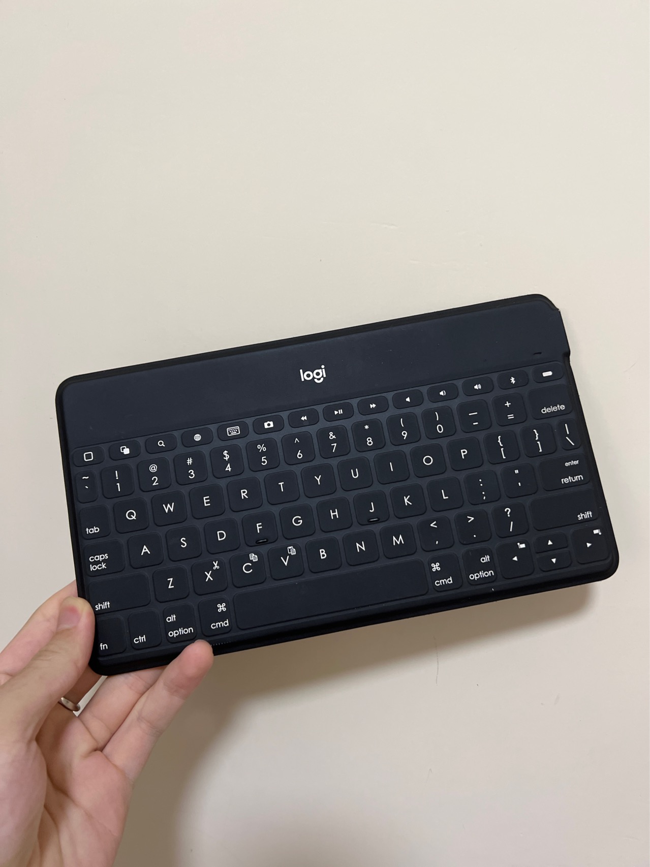 Logitech Keys-to-go Keyboard