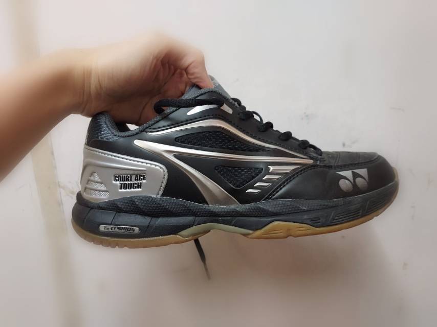 Yonex羽毛球室内鞋