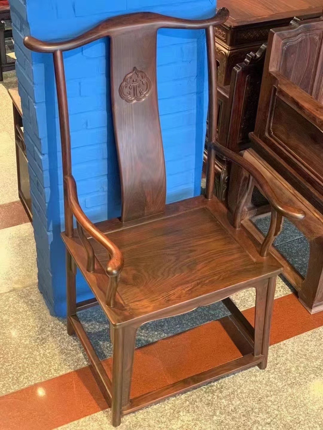 明式四出頭獨板官帽椅