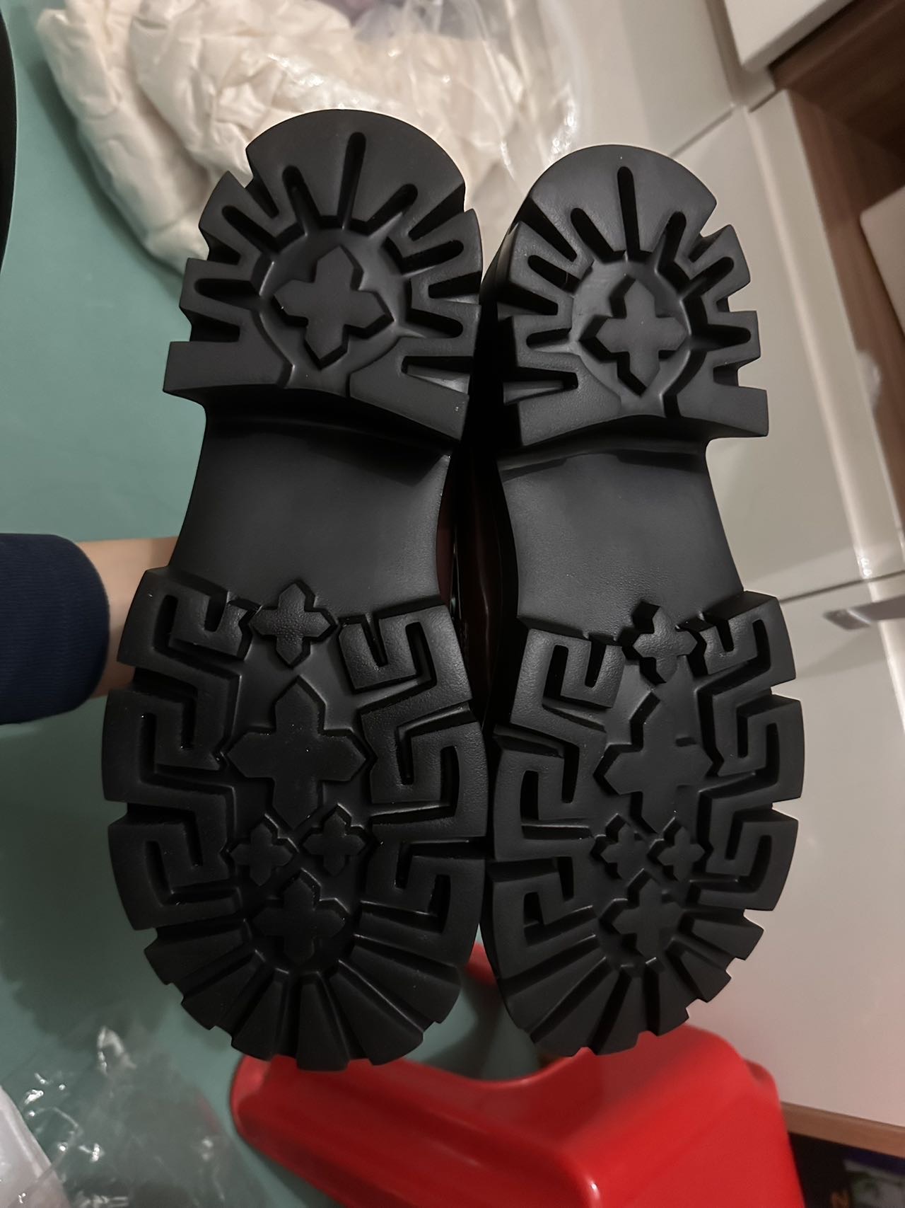 38/39码红棕小皮鞋