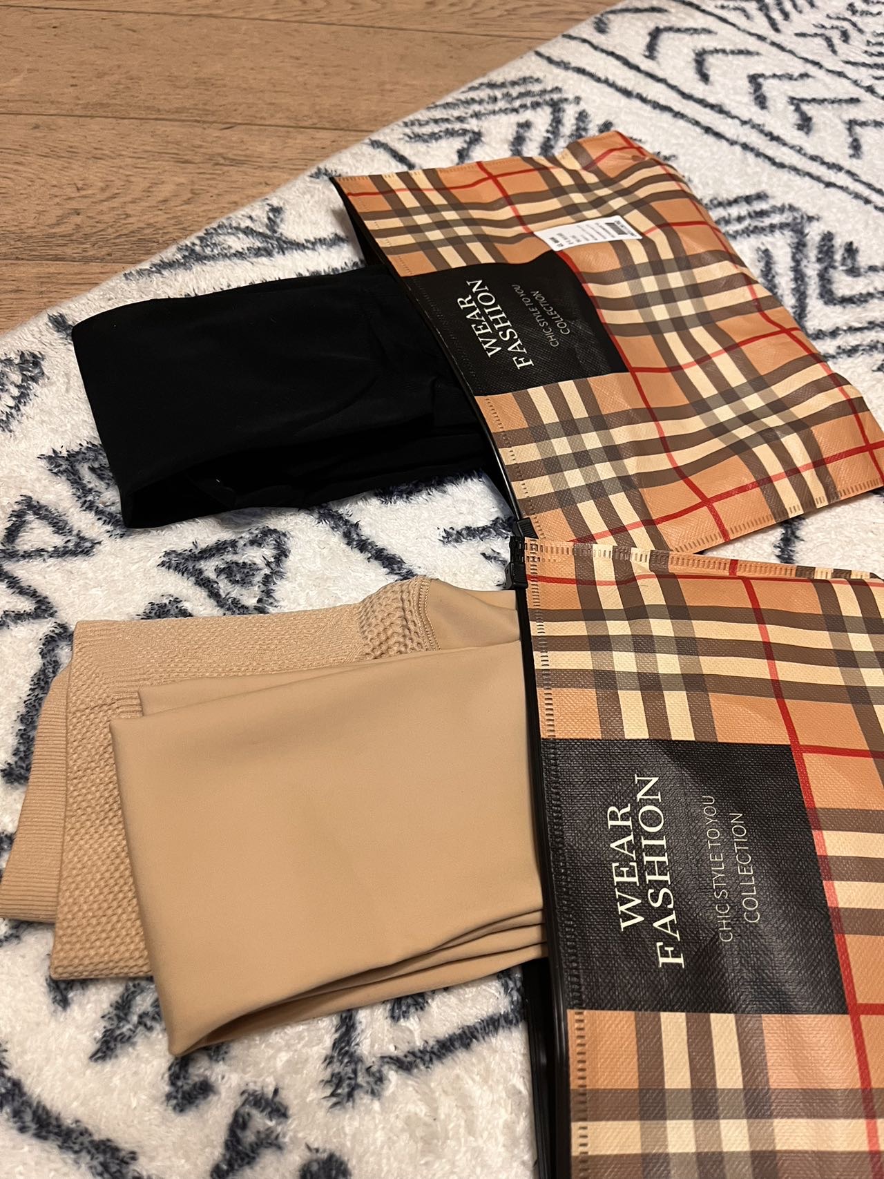 连裤袜肤色＋黑色款