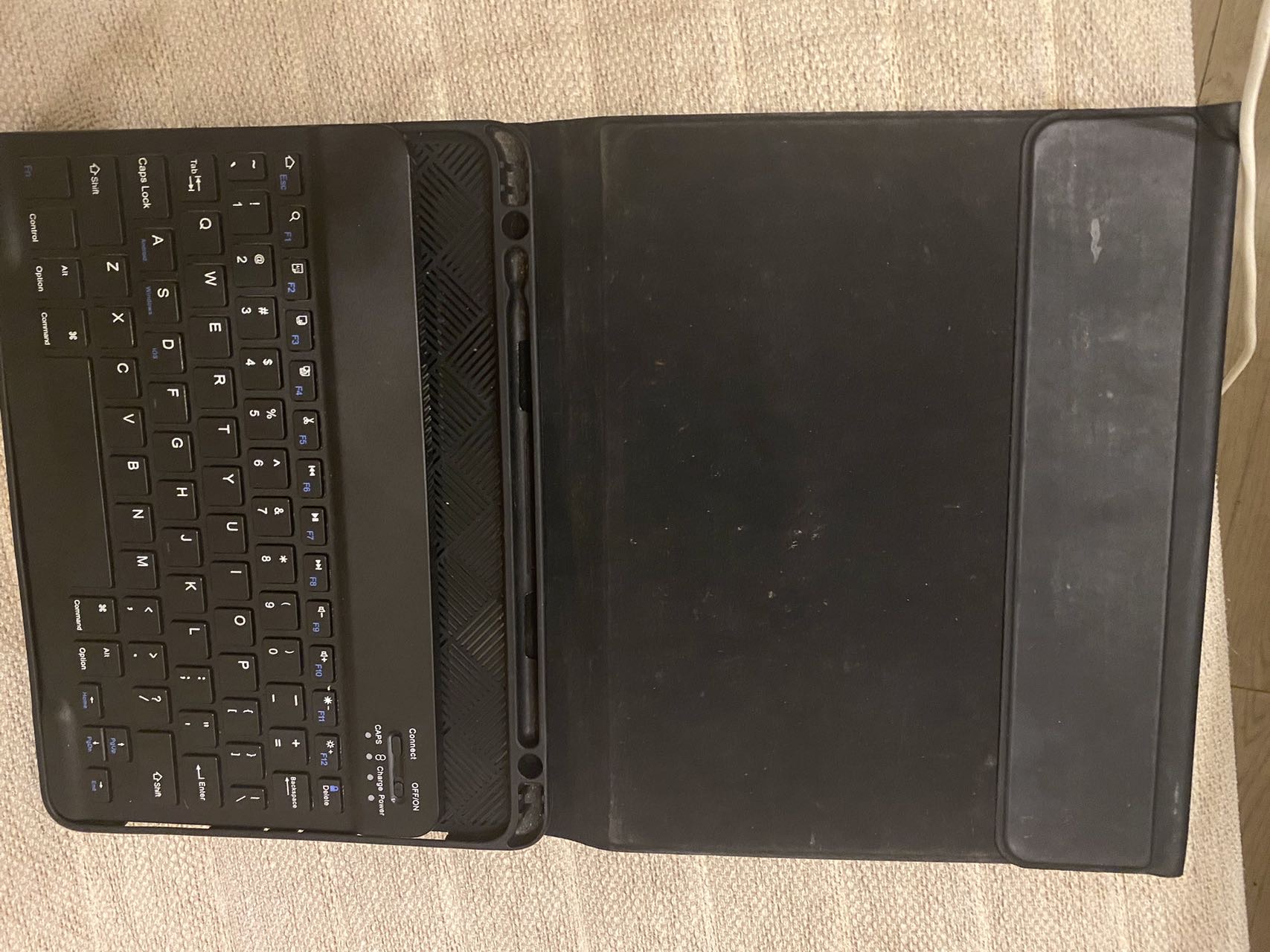 iPadPro2021 11英寸保护套➕键盘➕键盘充电线