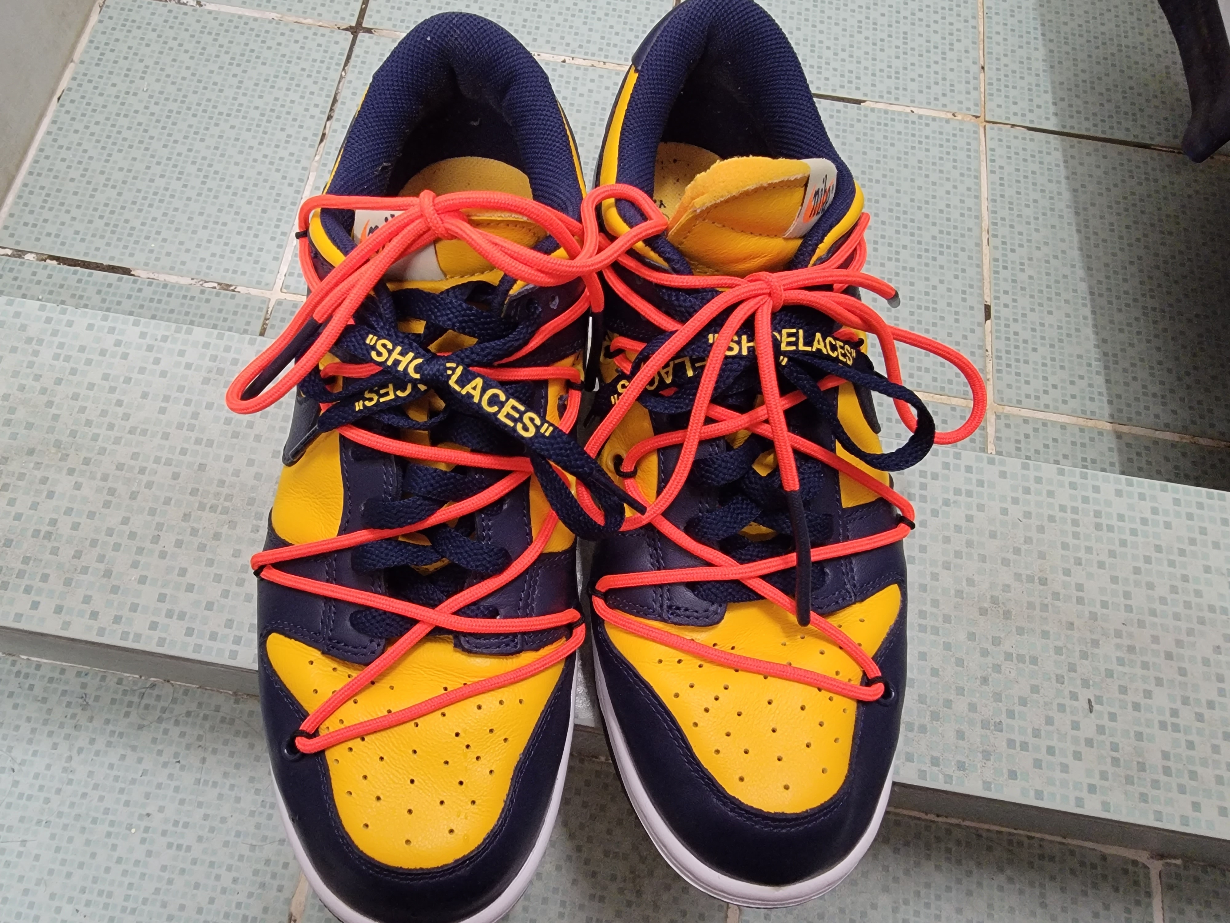 Off  White & Dunk 联名